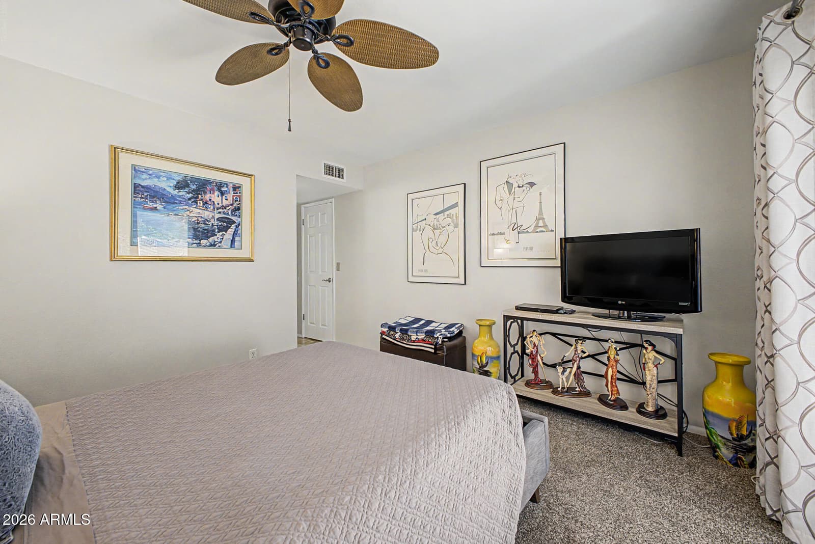 1121 E COCHISE Drive, Phoenix, AZ 85020 — photo 14 of 37