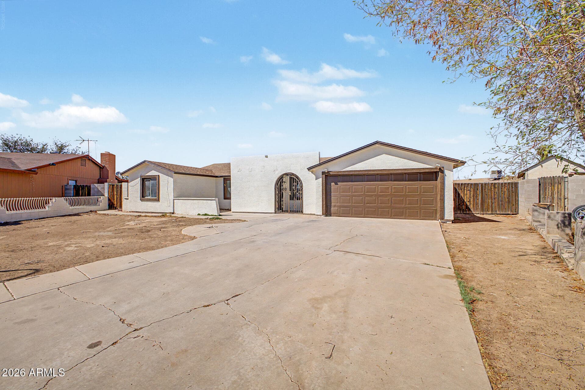 6142 W CYPRESS Street, Phoenix, AZ 85035 — photo 2 of 32