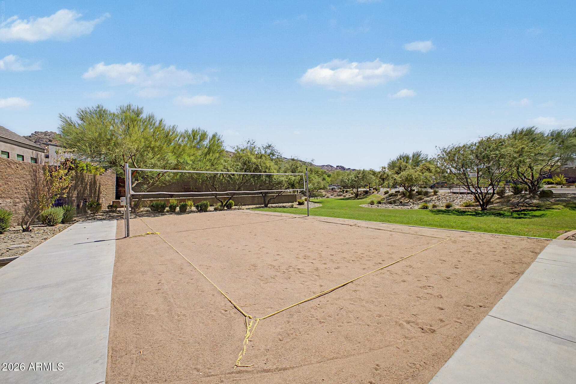 1122 E MONTE Way, Phoenix, AZ 85042 — photo 44 of 47