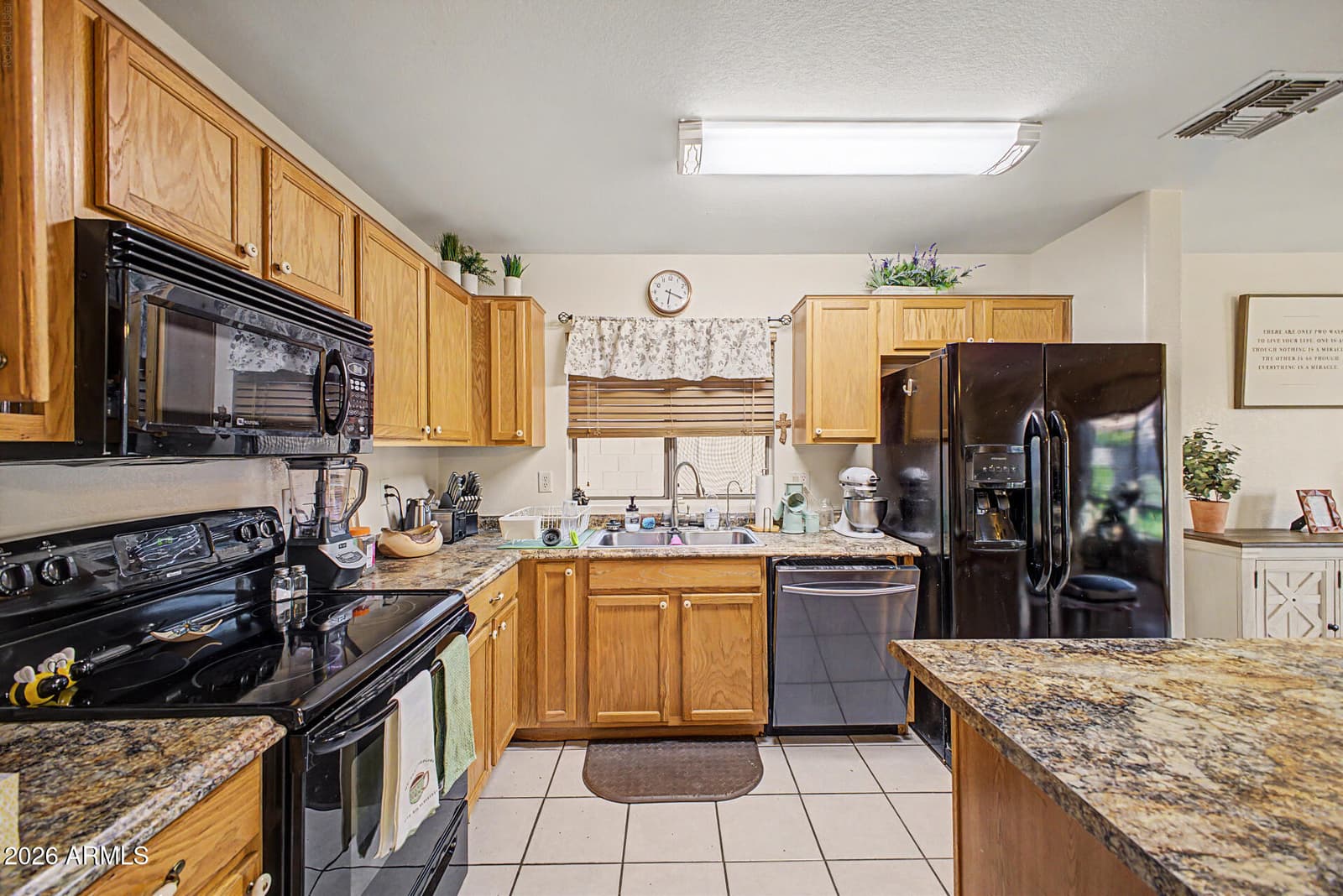 13022 W CROCUS Drive, El Mirage, AZ 85335 — photo 5 of 22