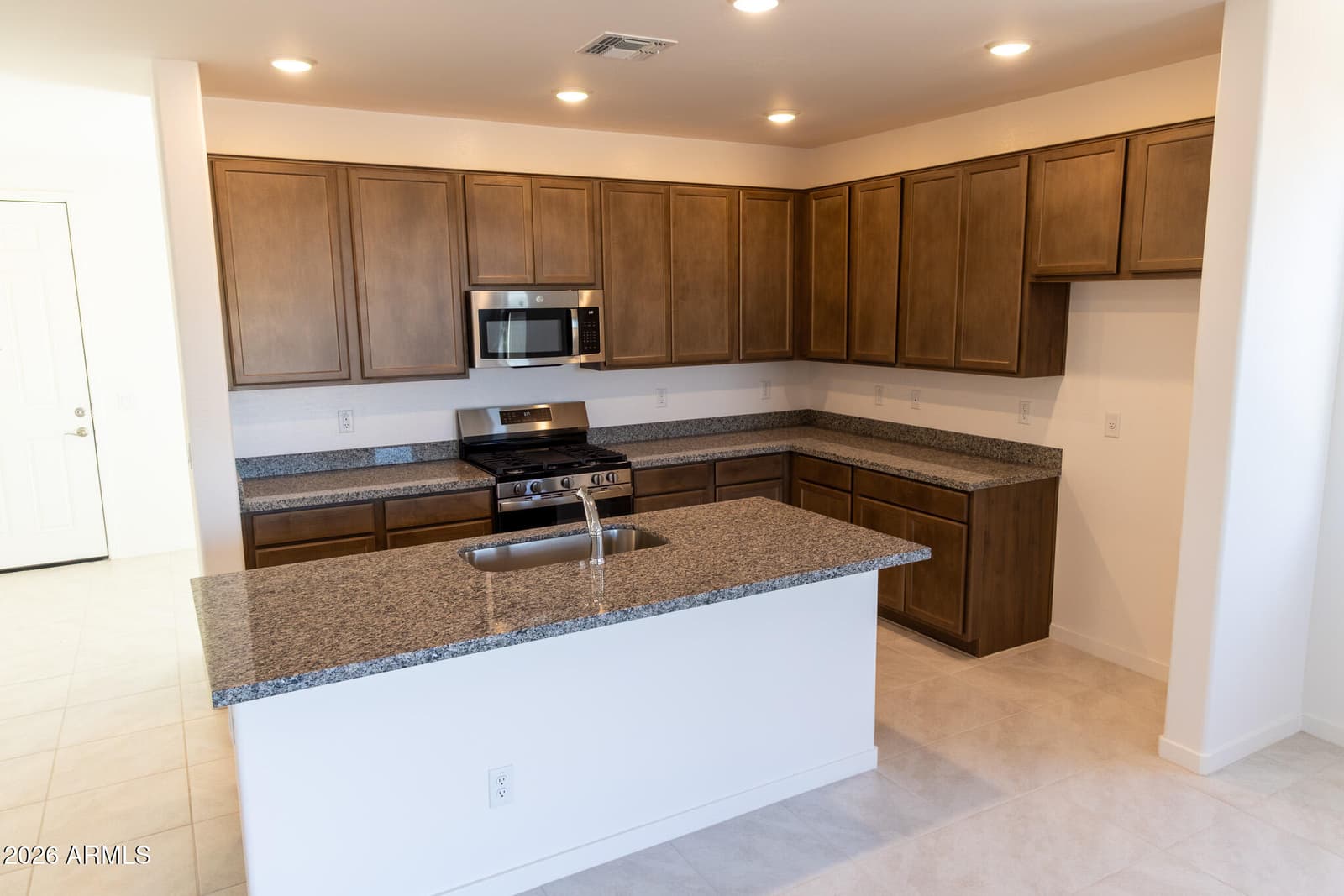 17535 N BOLERNO Drive, Maricopa, AZ 85138 — photo 7 of 33