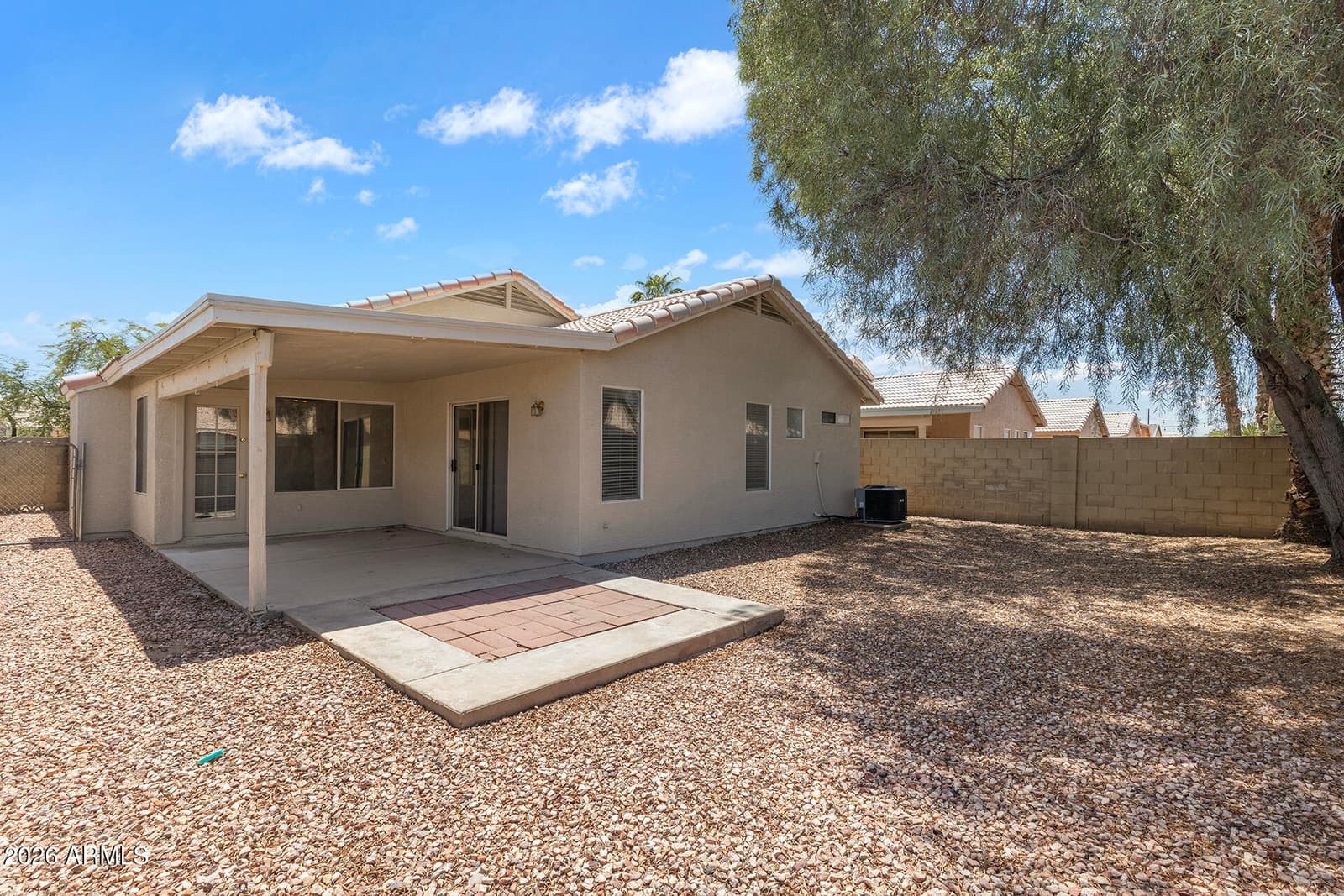 8950 W HOLLY Street, Phoenix, AZ 85037 — photo 24 of 31
