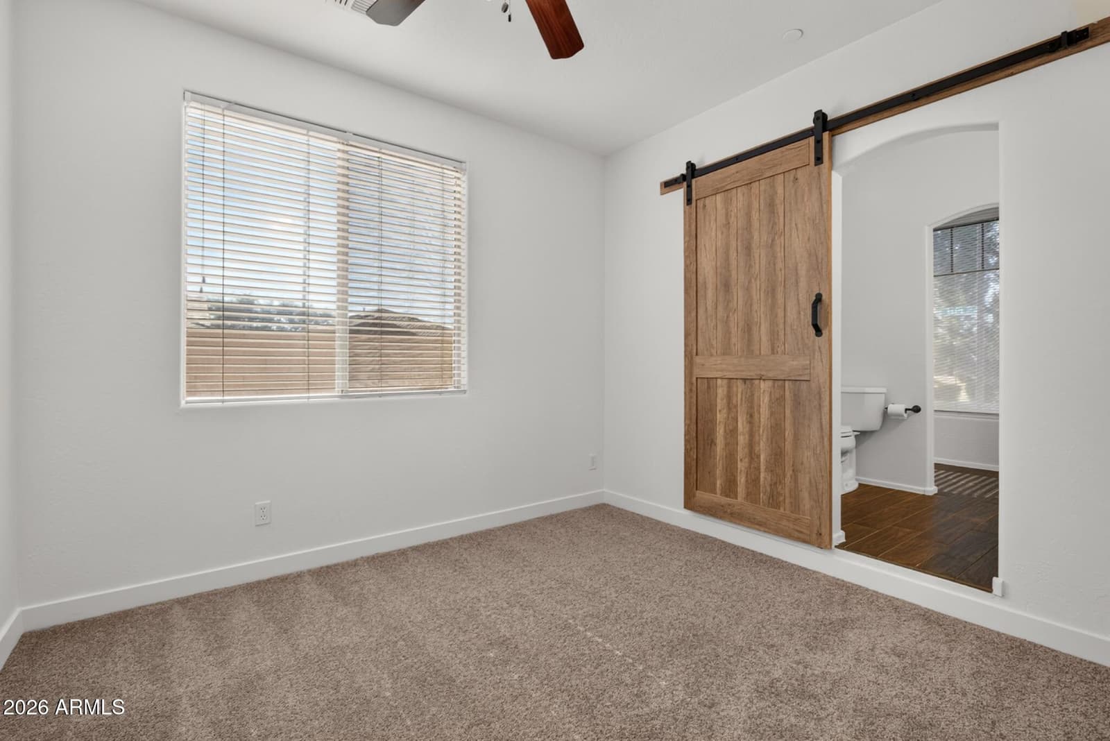 2925 E ANDRE Avenue, Gilbert, AZ 85298 — photo 7 of 38