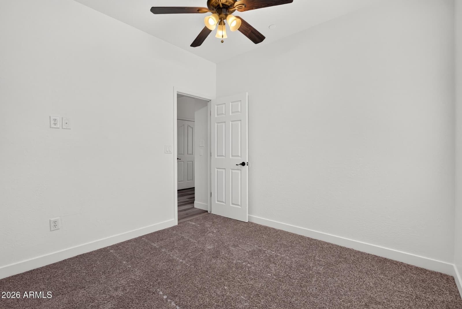 2925 E ANDRE Avenue, Gilbert, AZ 85298 — photo 8 of 38
