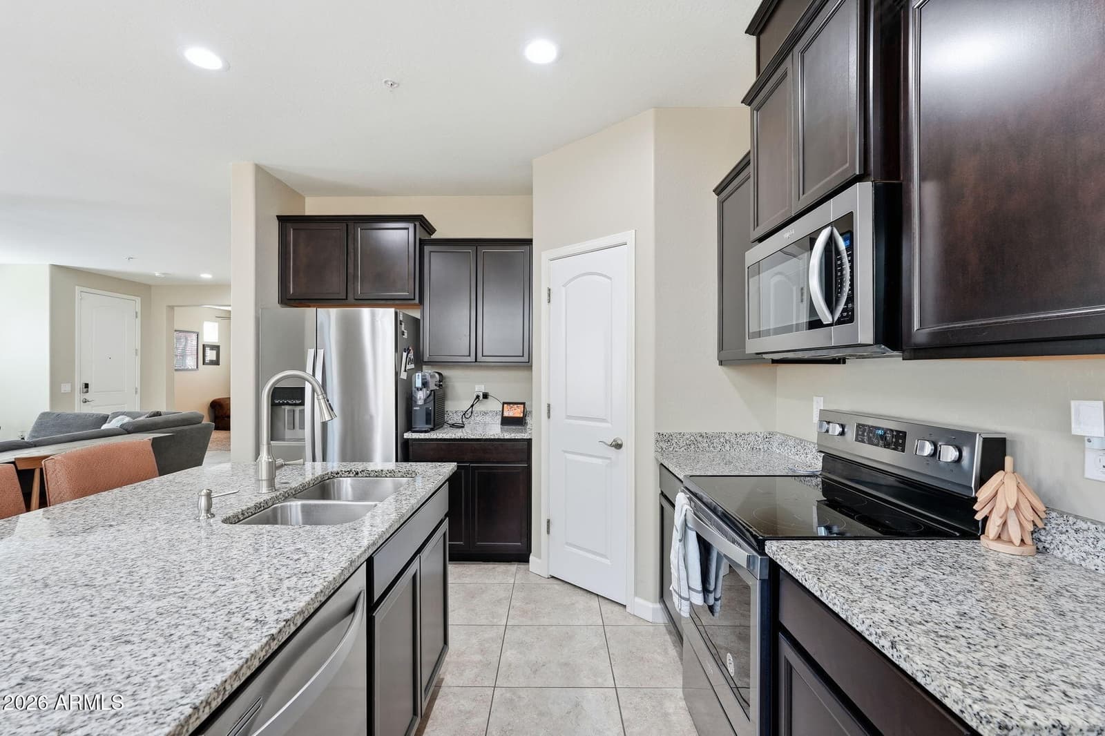 1255 N ARIZONA Avenue 1173, Chandler, AZ 85225 — photo 15 of 39