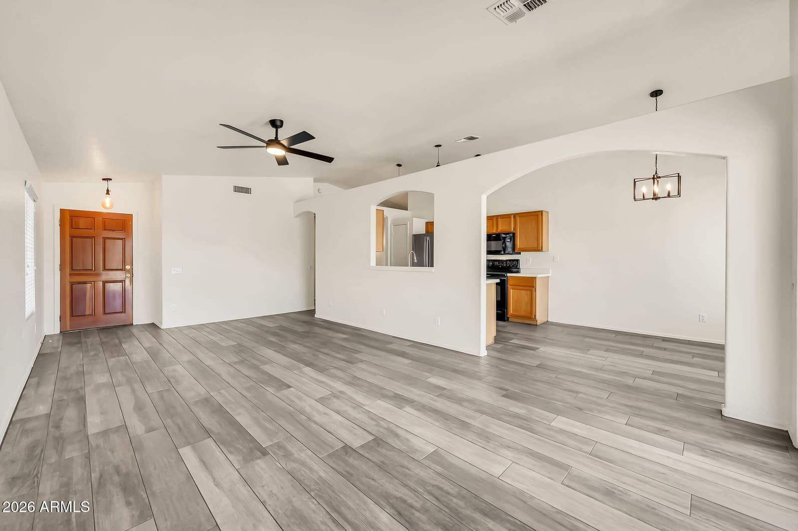 145 W Merrill Court, Gilbert, AZ 85233 — photo 5 of 37