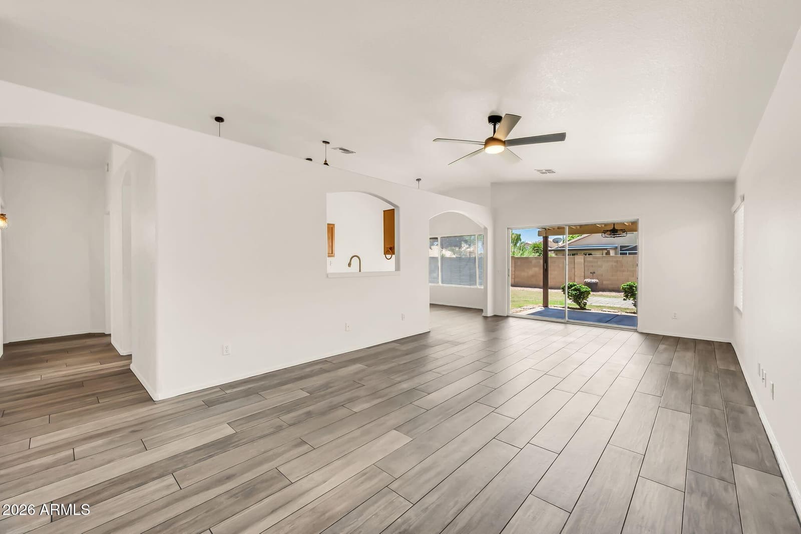 145 W Merrill Court, Gilbert, AZ 85233 — photo 8 of 37