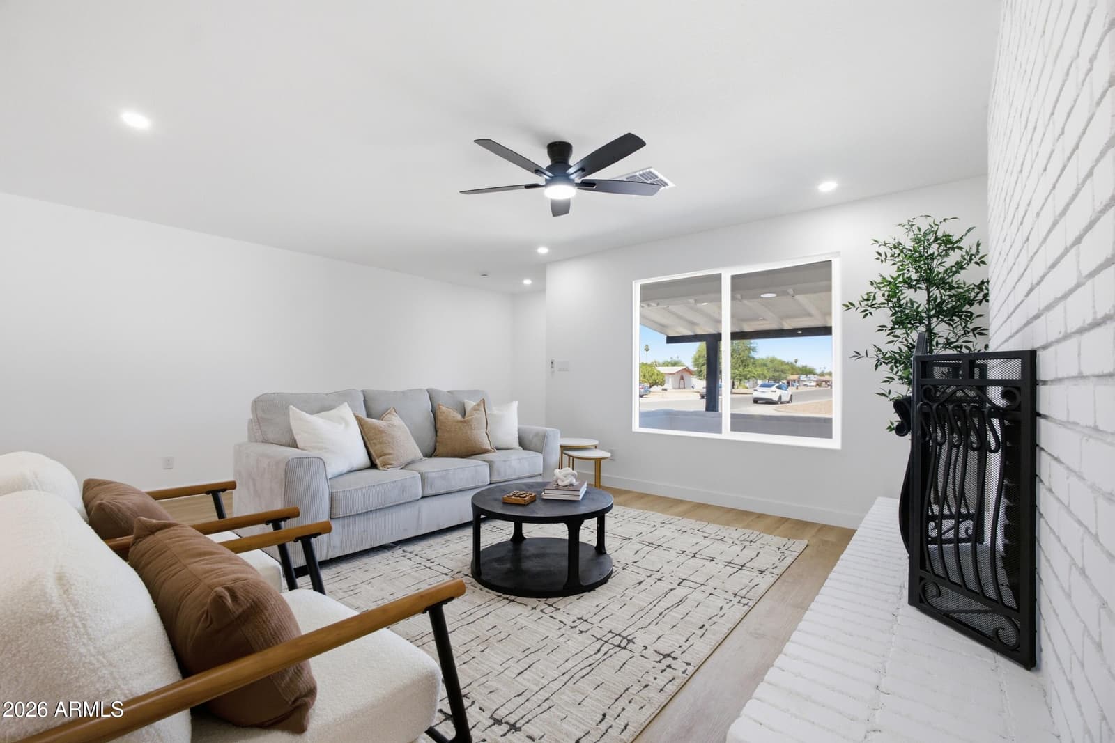 11834 N 49TH Avenue, Glendale, AZ 85304 — photo 10 of 40