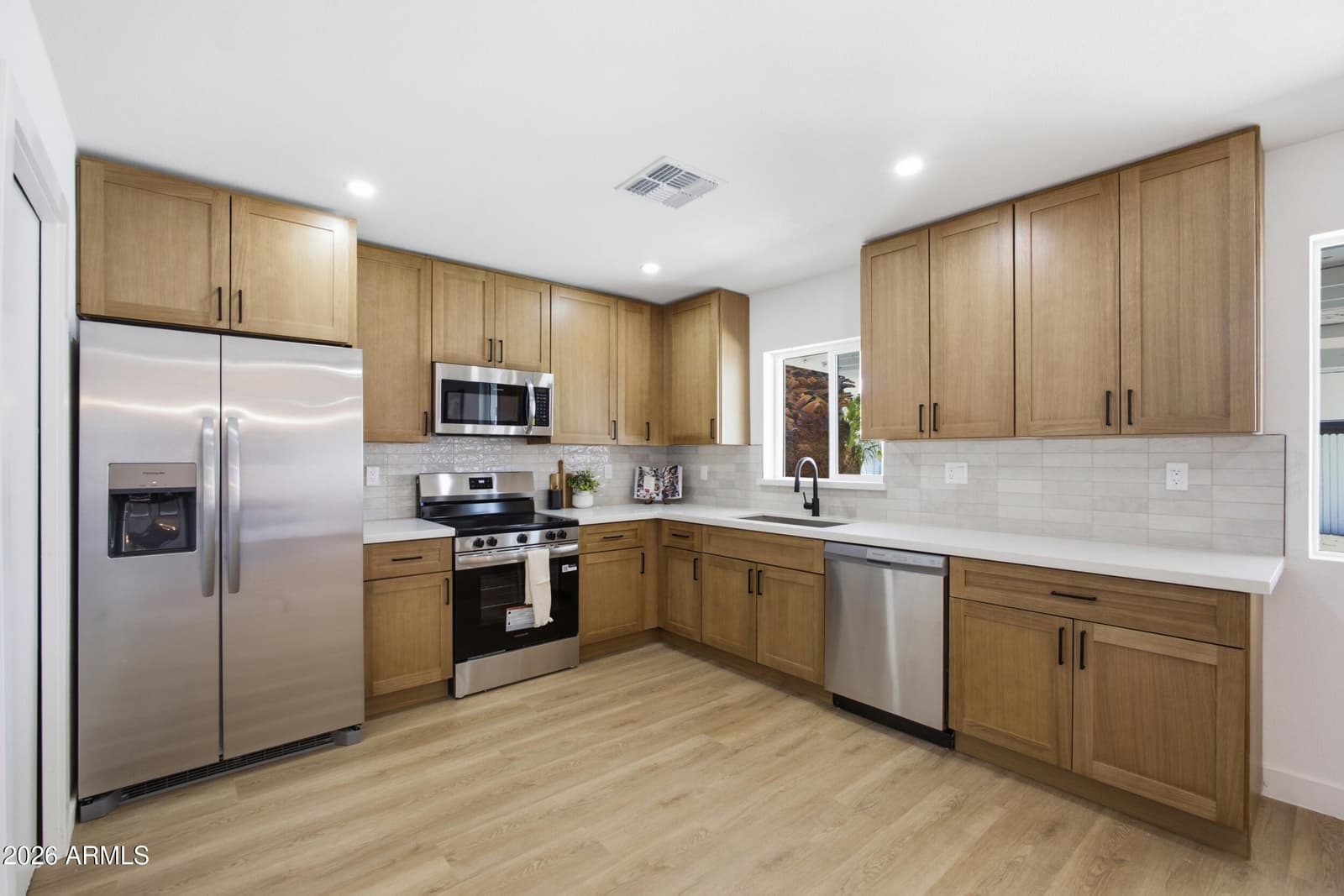 11834 N 49TH Avenue, Glendale, AZ 85304 — photo 13 of 40