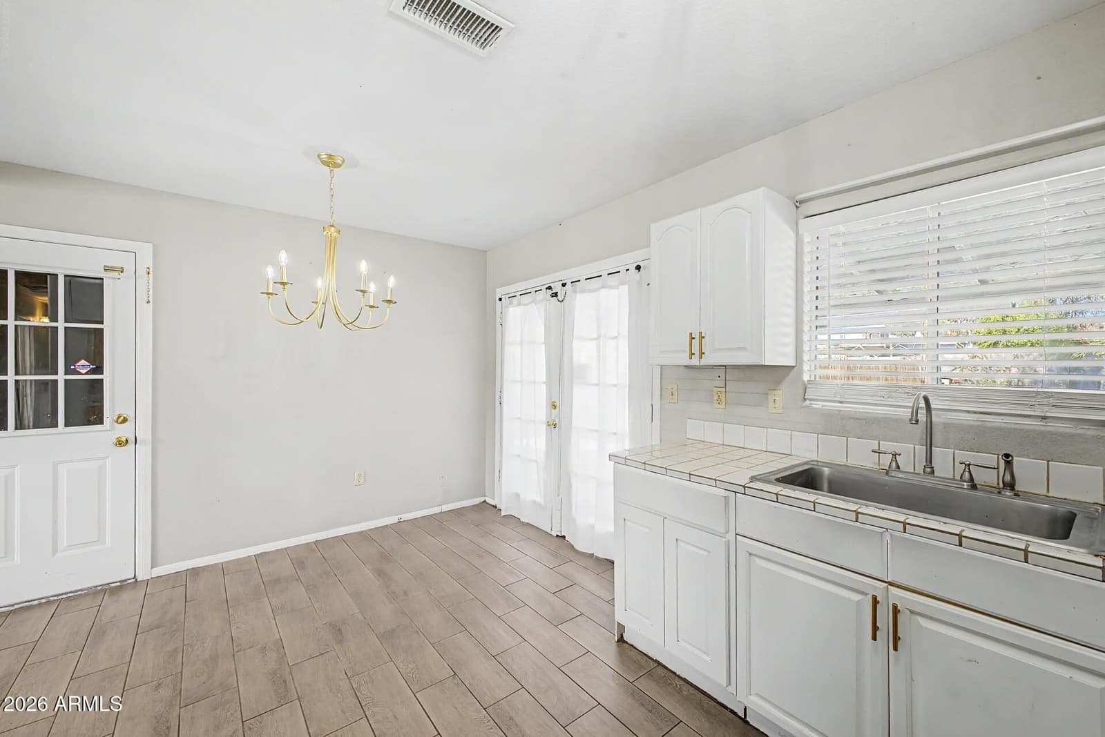 568 N 111 Street, Mesa, AZ 85207 — photo 16 of 31