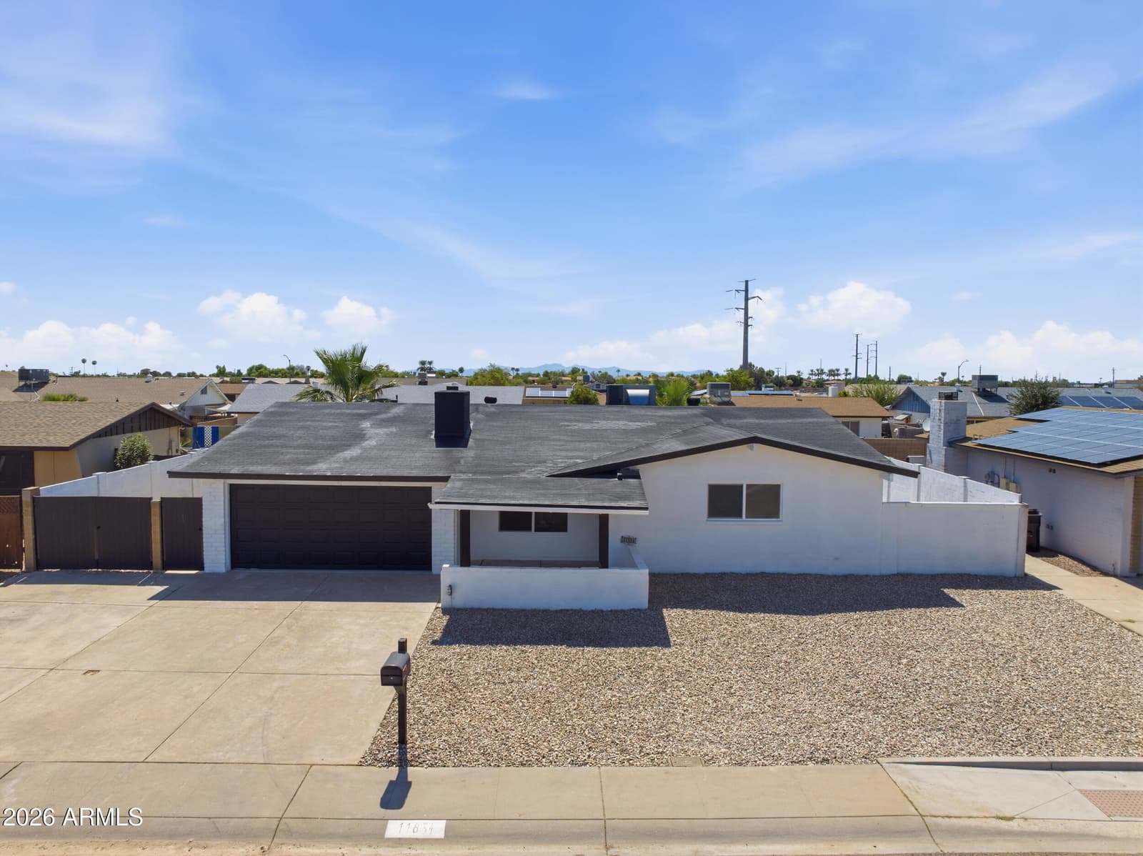11834 N 49TH Avenue, Glendale, AZ 85304 — photo 3 of 40