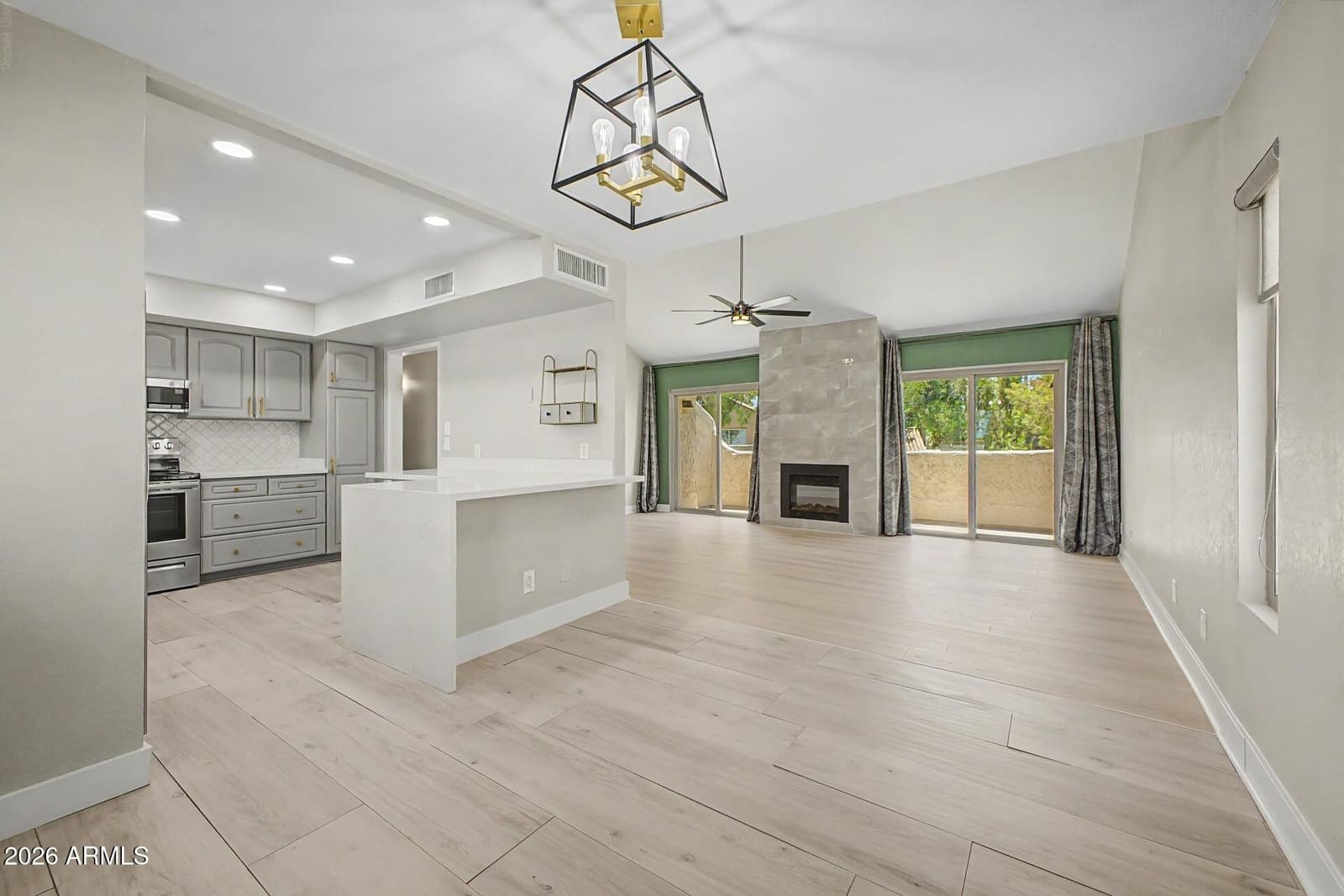 7405 N VIA CAMELLO DEL NORTE 134, Scottsdale, AZ 85258 — photo 18 of 44