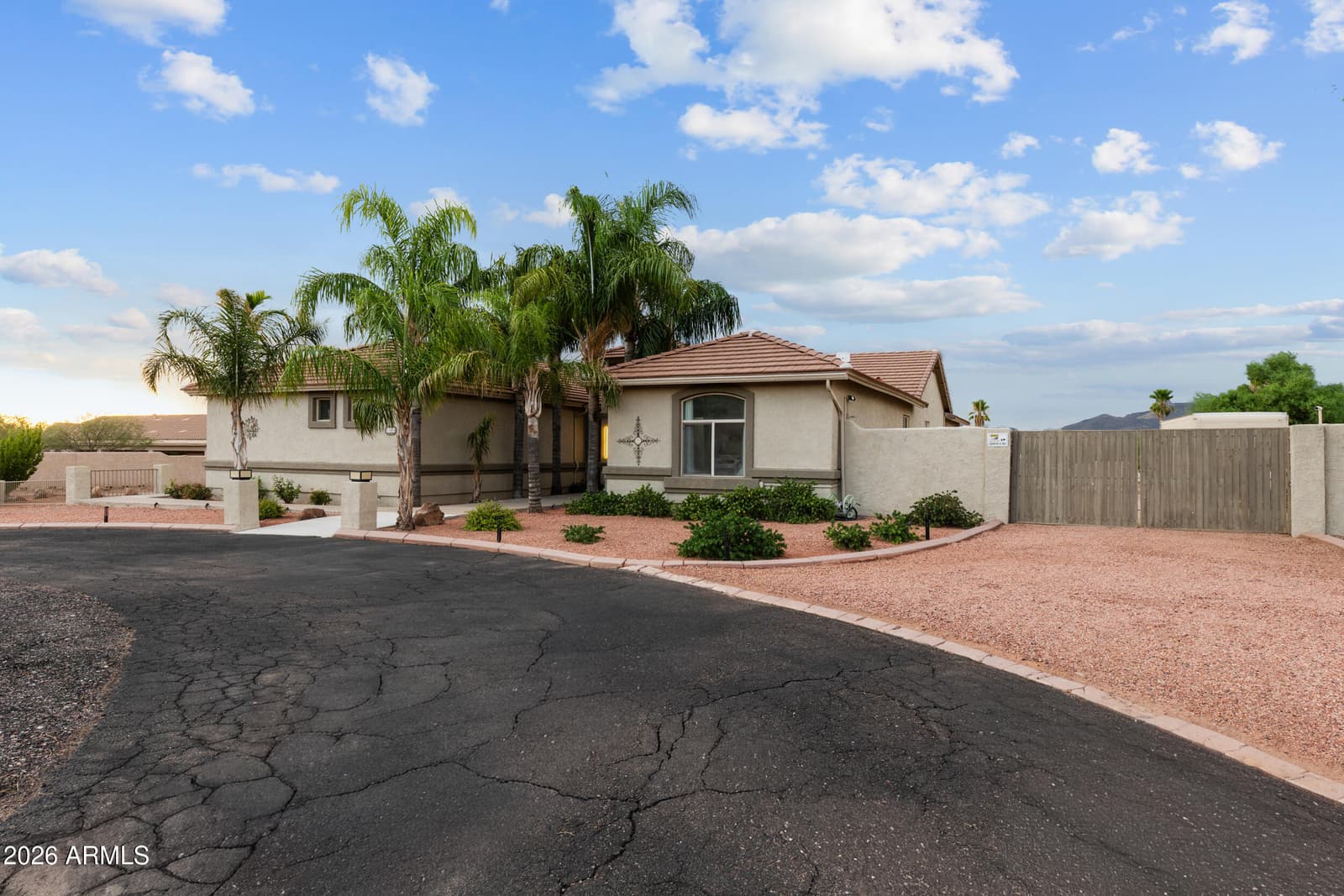 1106 E CIRCLE MOUNTAIN Road, New River, AZ 85087 — photo 4 of 68