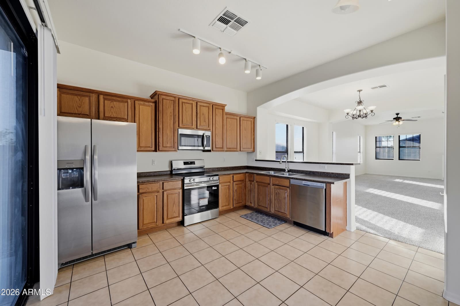 1457 W FLAMINGO Drive, Chandler, AZ 85286 — photo 10 of 33