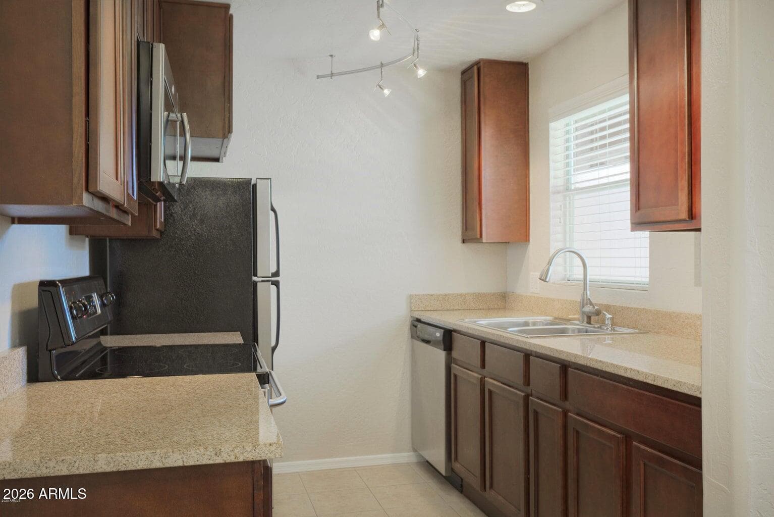 14145 N 92nd Street Unit 2022, Scottsdale, AZ 85260 — photo 4 of 9