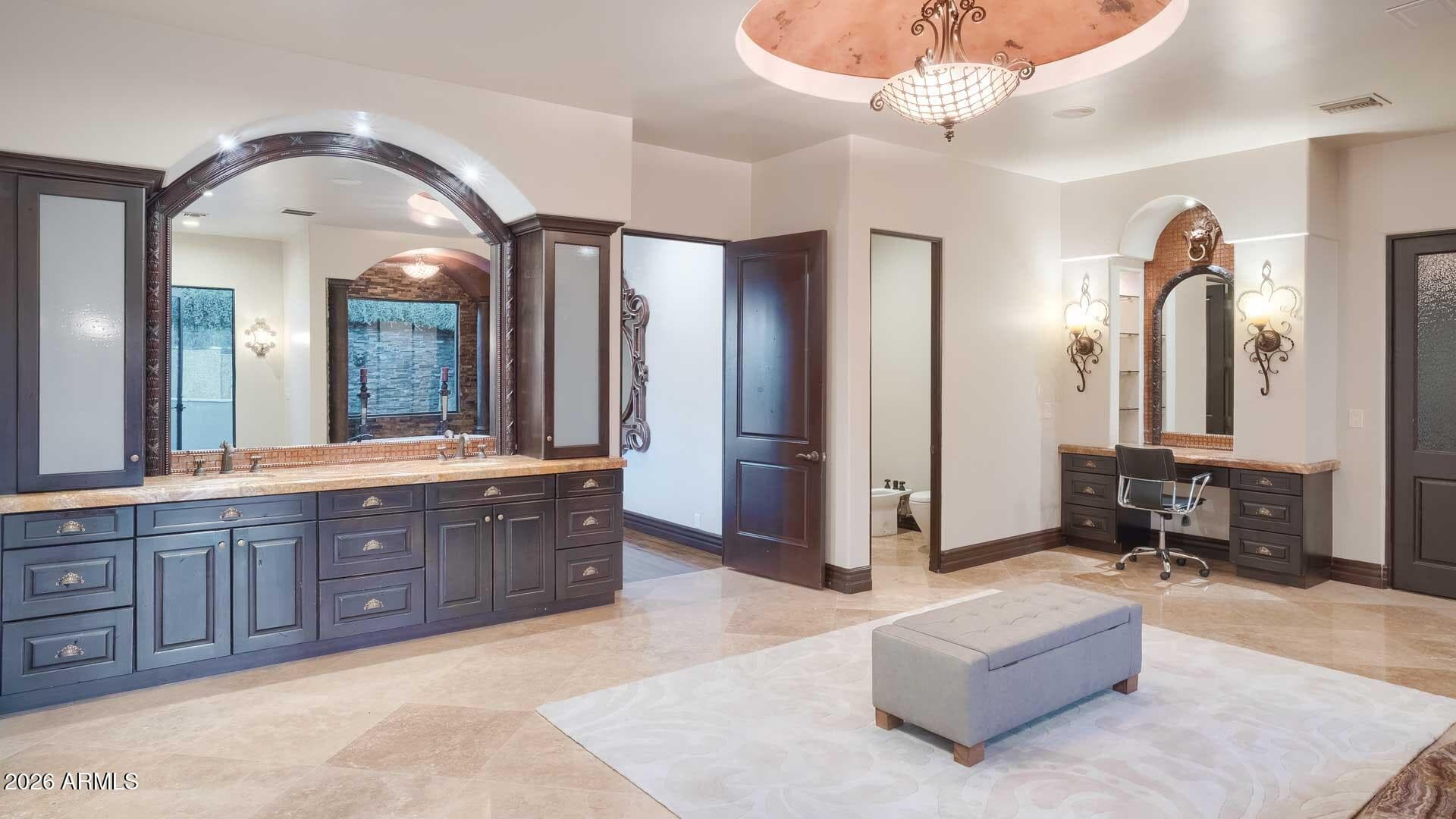 6920 E HUMMINGBIRD Lane, Paradise Valley, AZ 85253 — photo 11 of 30