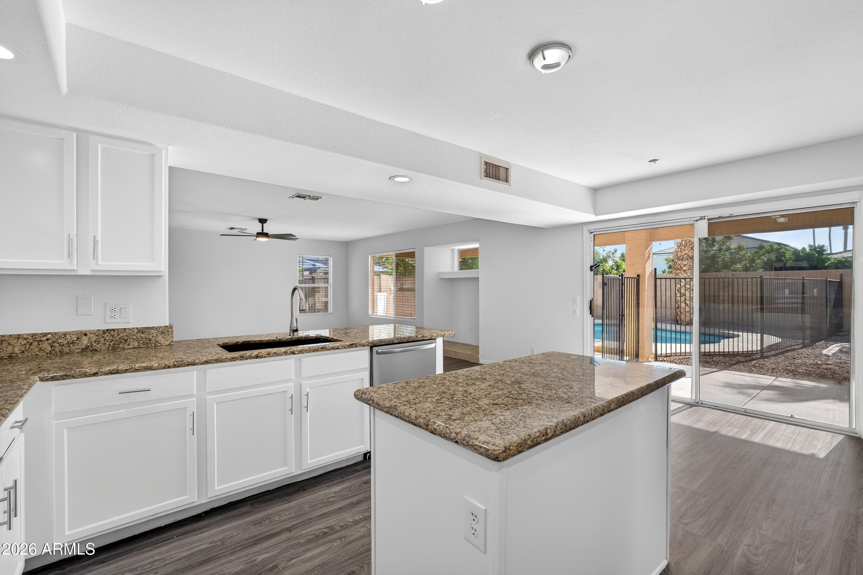 716 S CARDINAL Street, Gilbert, AZ 85296 — photo 21 of 62