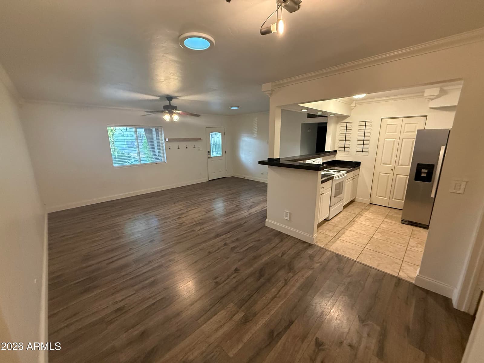 3907 E DEVONSHIRE Avenue, Phoenix, AZ 85018 — photo 5 of 19