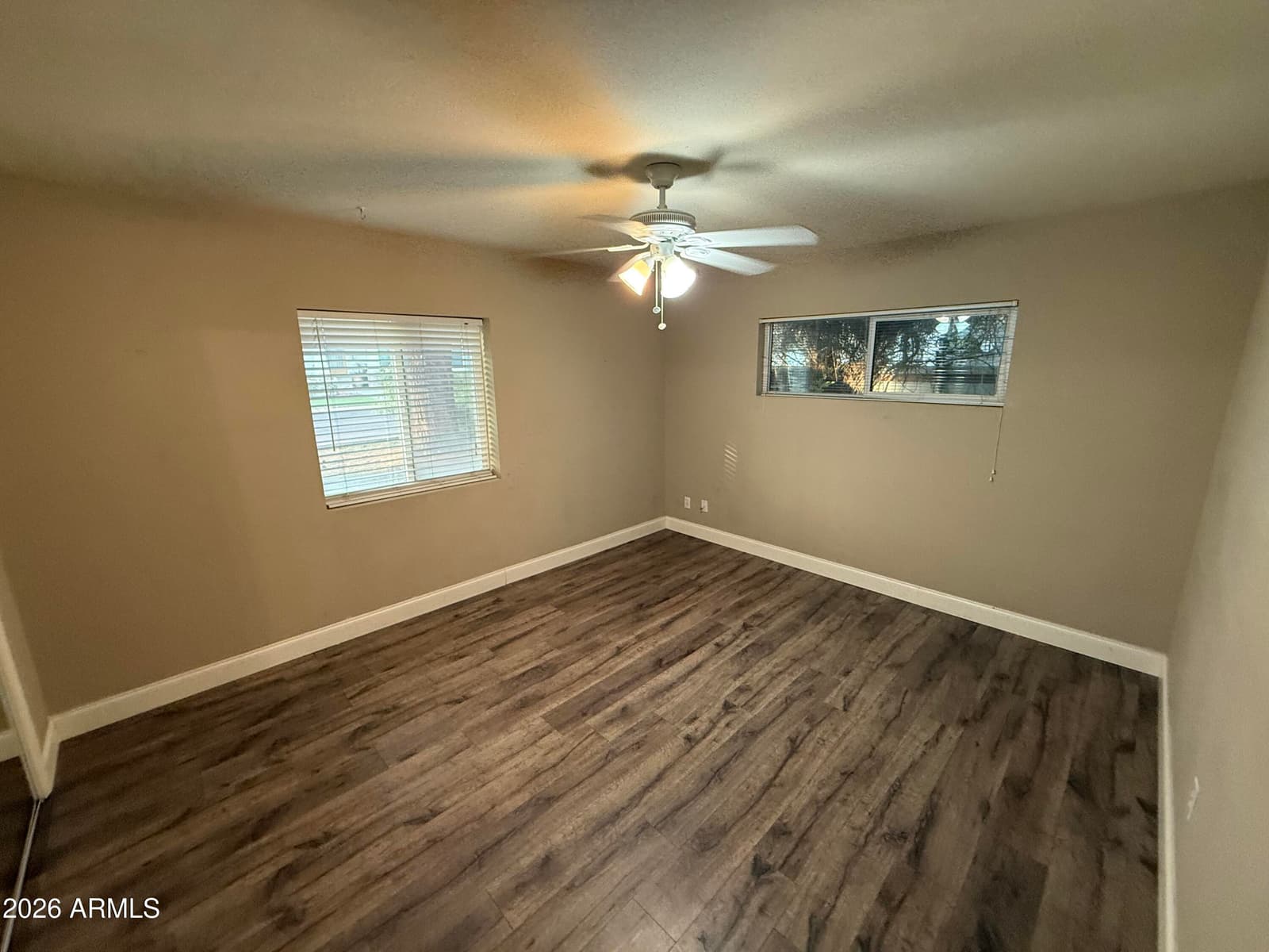 3907 E DEVONSHIRE Avenue, Phoenix, AZ 85018 — photo 12 of 19