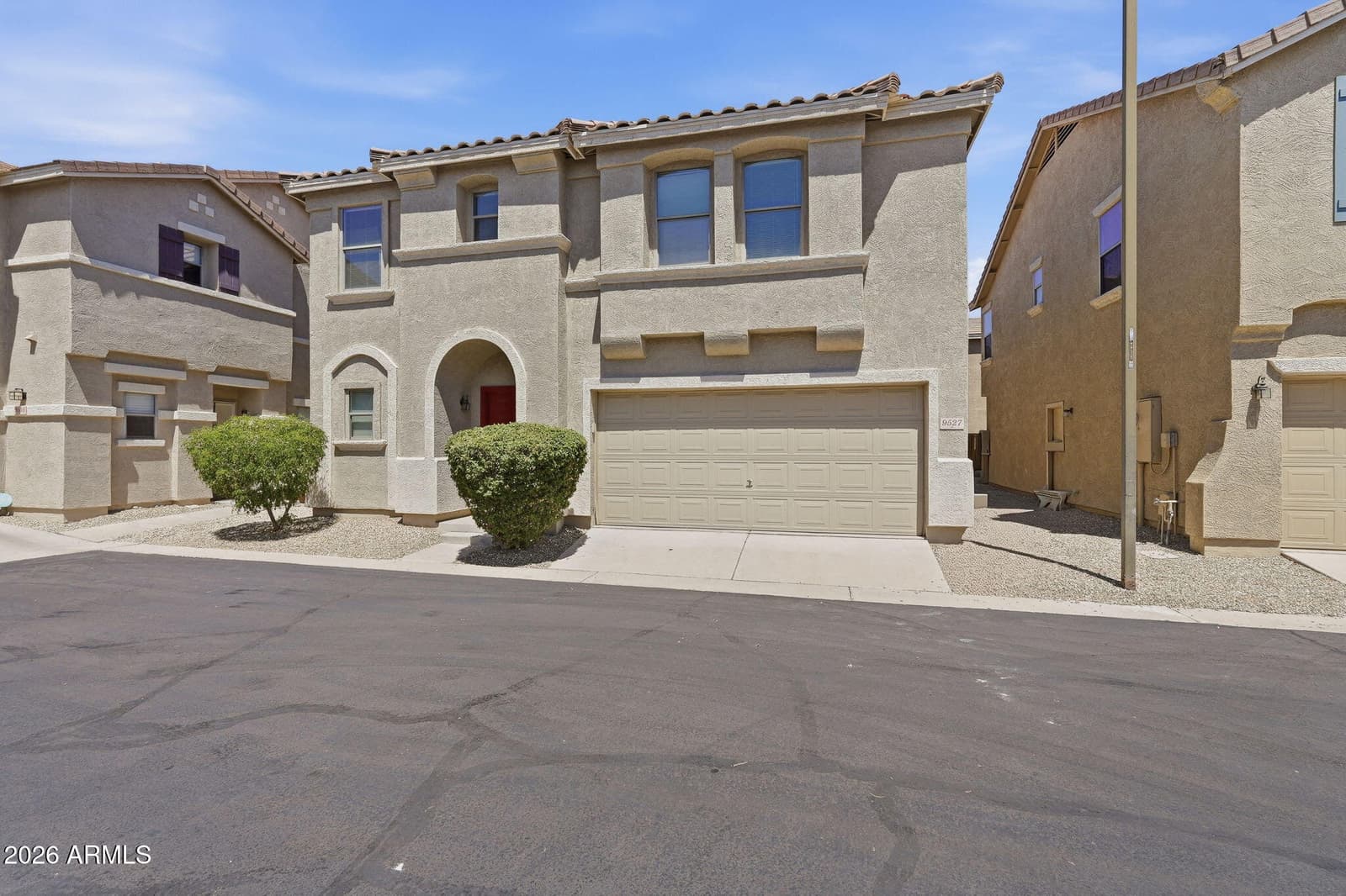 9527 N 82ND Lane, Peoria, AZ 85345 — photo 2 of 35