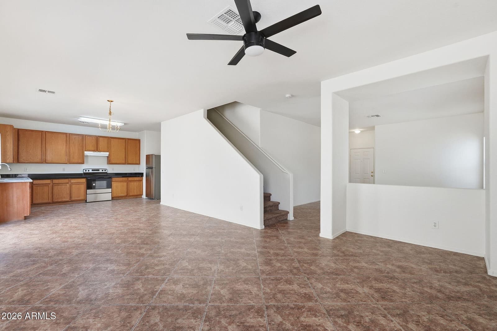 9527 N 82ND Lane, Peoria, AZ 85345 — photo 8 of 35