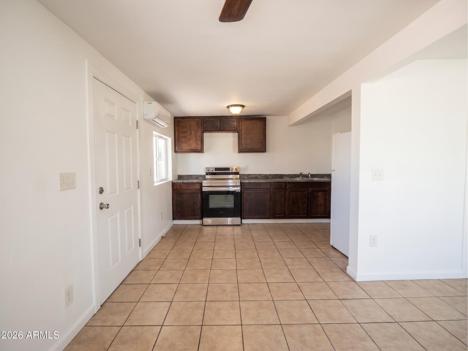 742 W BROADWAY Road, Phoenix, AZ 85041 — photo 14 of 19