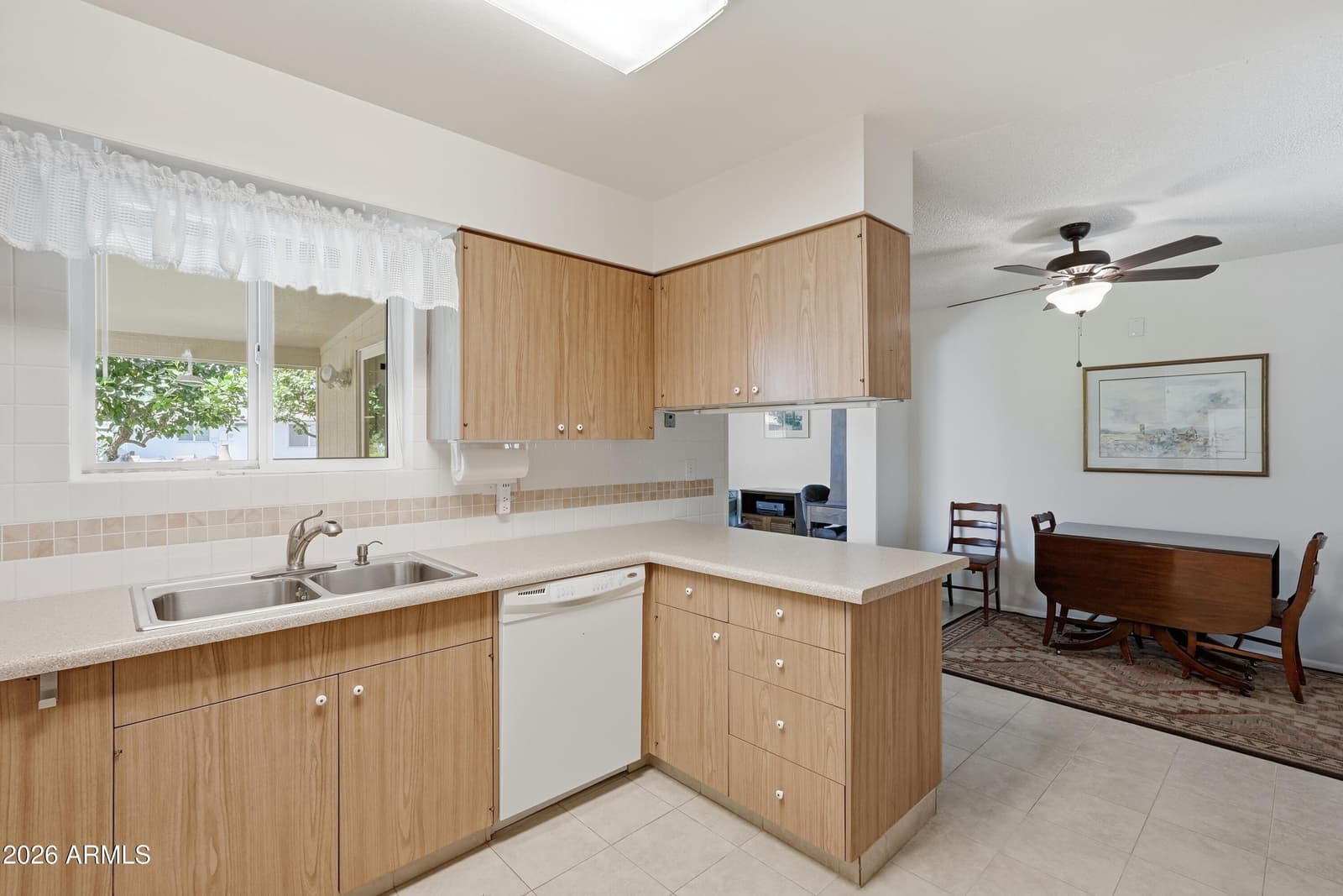 10869 W CLAIR Drive, Sun City, AZ 85351 — photo 14 of 36