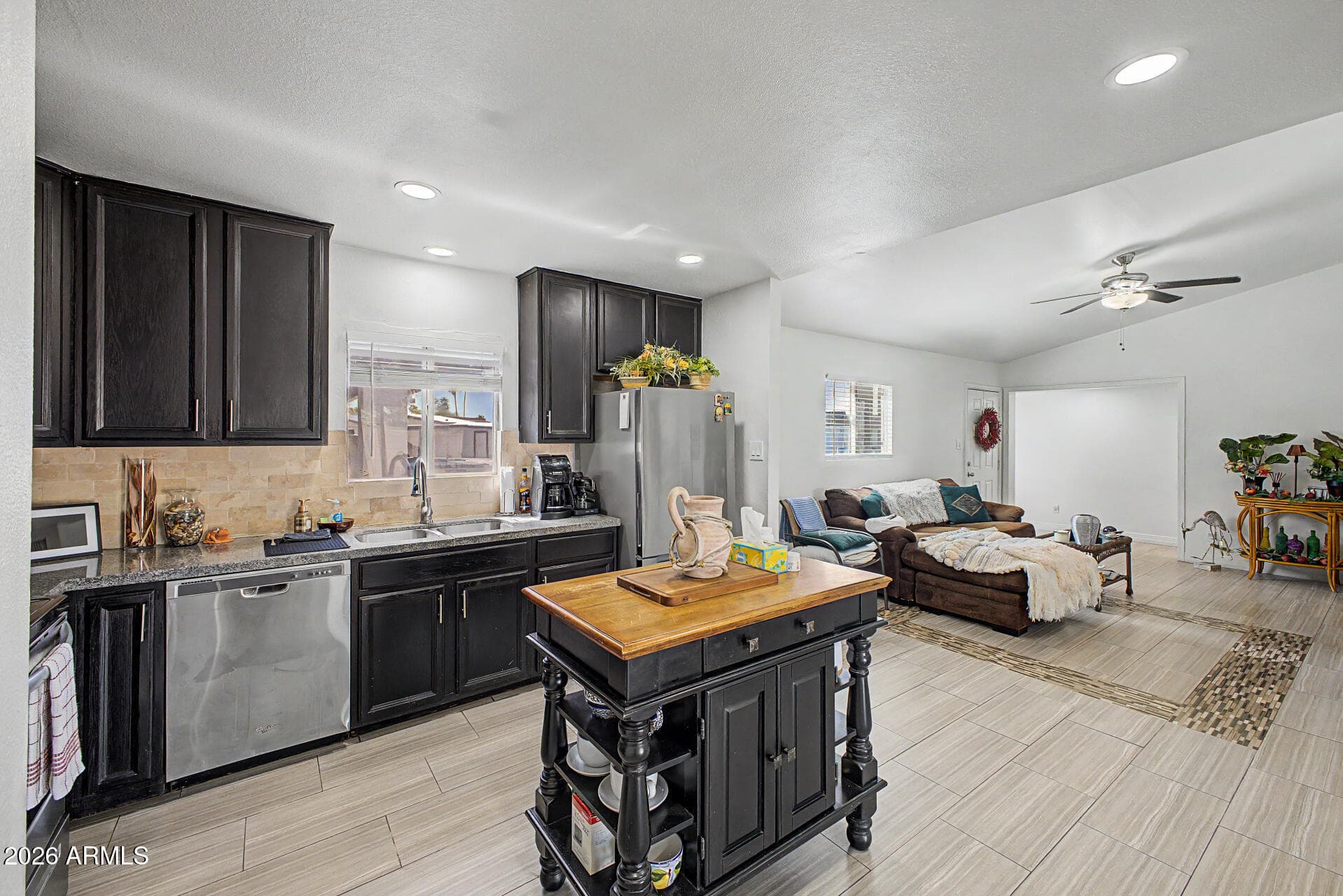 10526 W DEVONSHIRE Avenue, Phoenix, AZ 85037 — photo 11 of 27