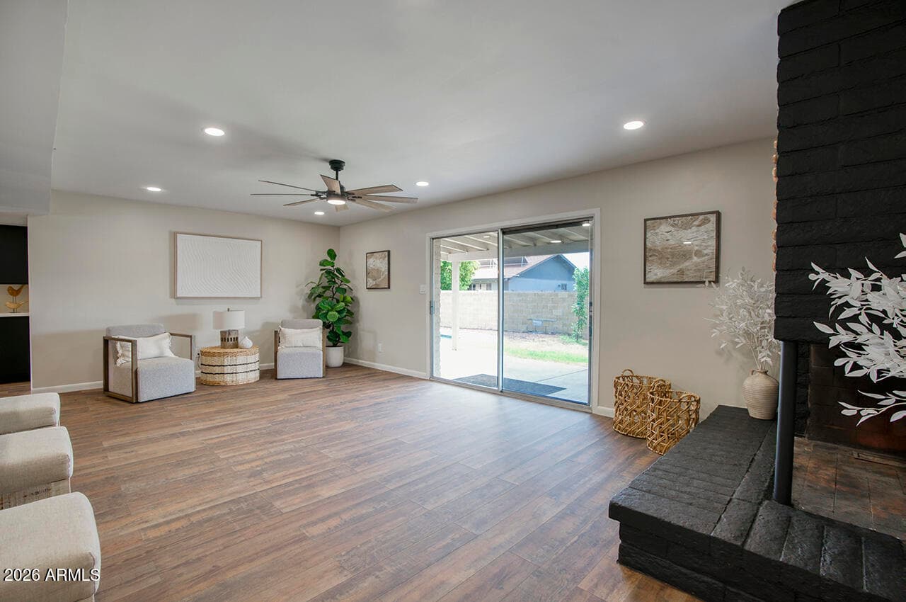5215 W VIA CAMILLE, Glendale, AZ 85306 — photo 10 of 29