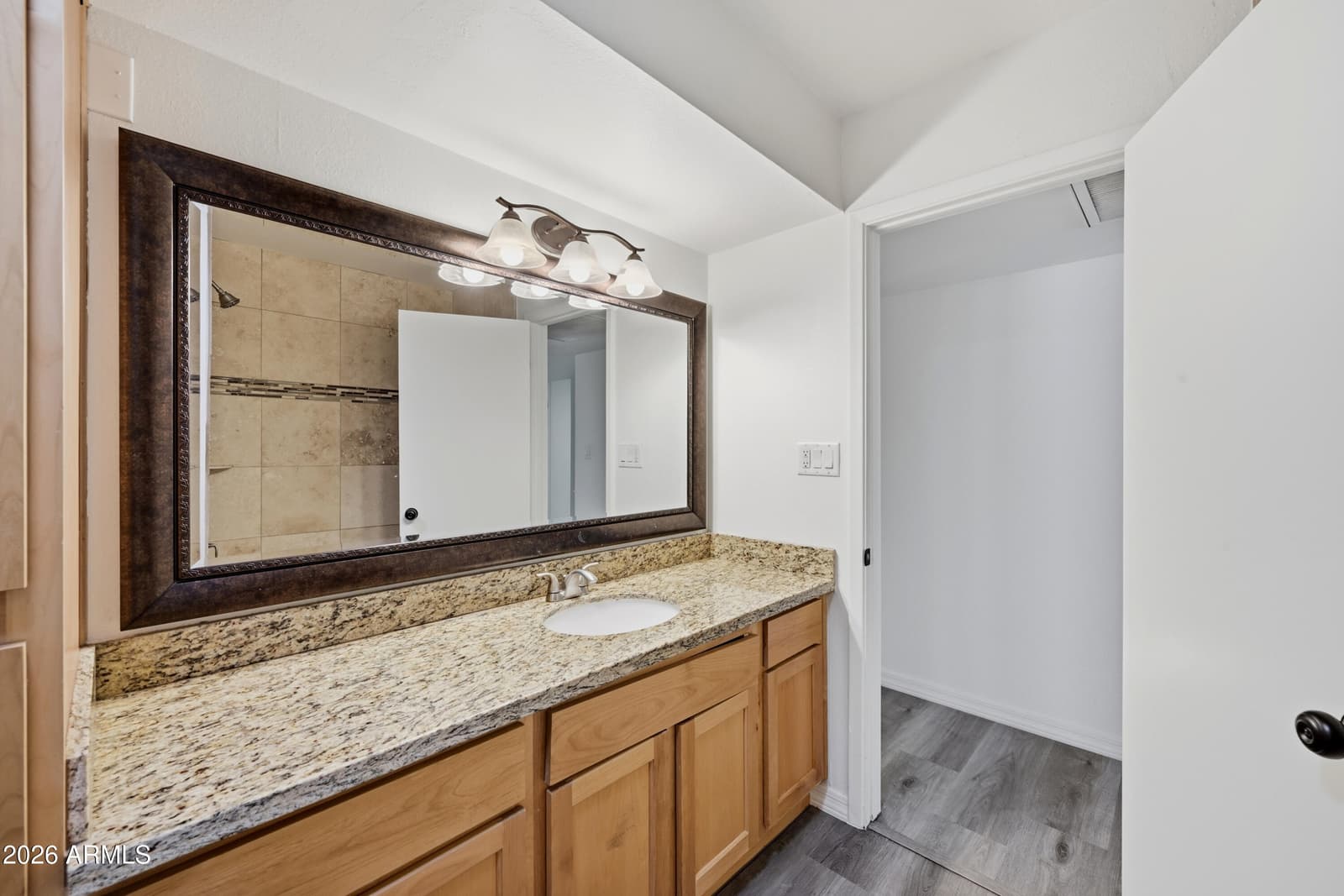 2905 W GLENDALE Avenue, Phoenix, AZ 85051 — photo 23 of 31