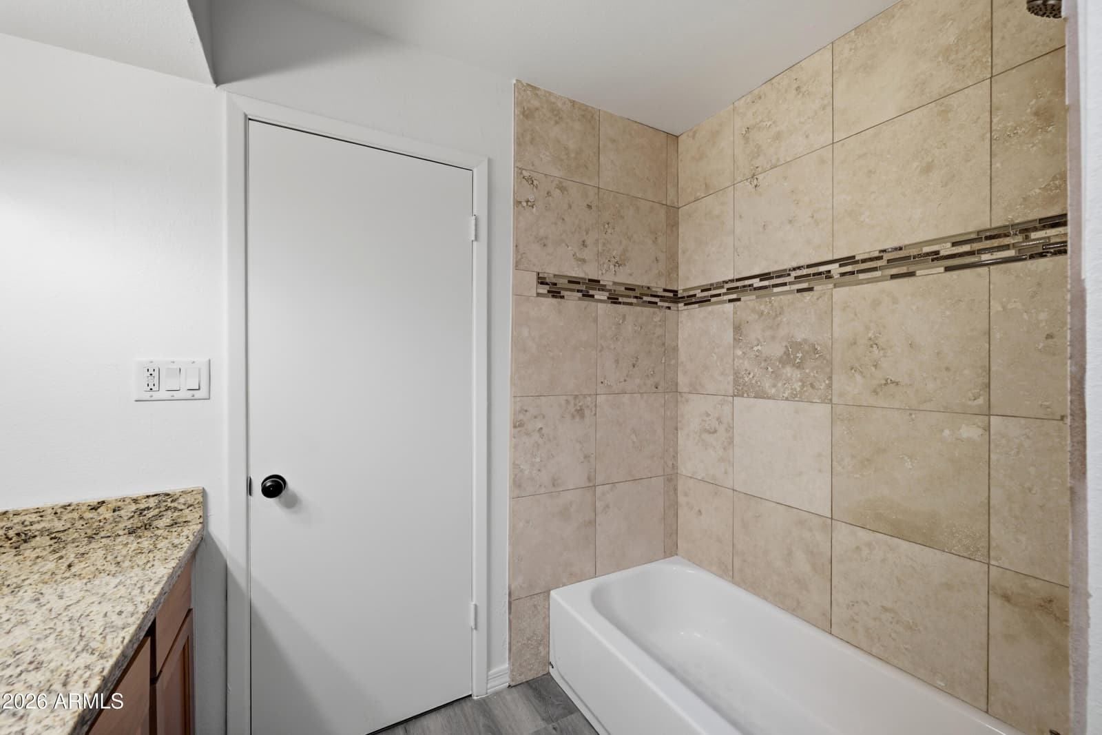 2905 W GLENDALE Avenue, Phoenix, AZ 85051 — photo 24 of 31