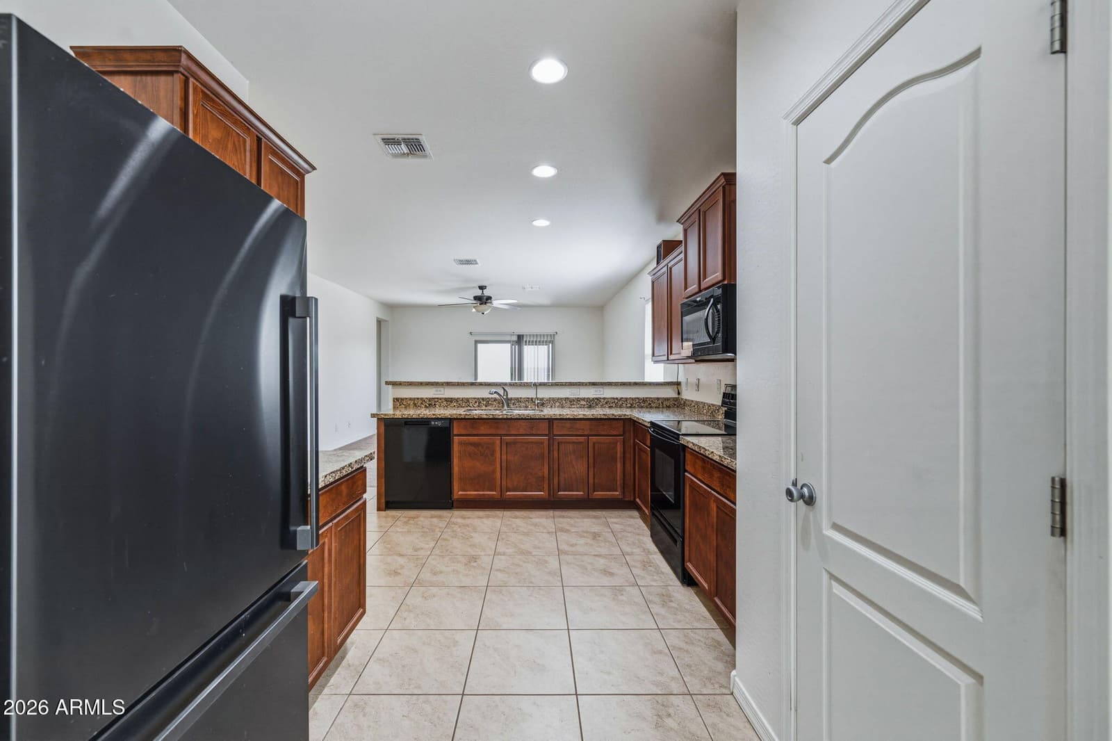 24645 W ATLANTA Avenue, Buckeye, AZ 85326 — photo 11 of 40