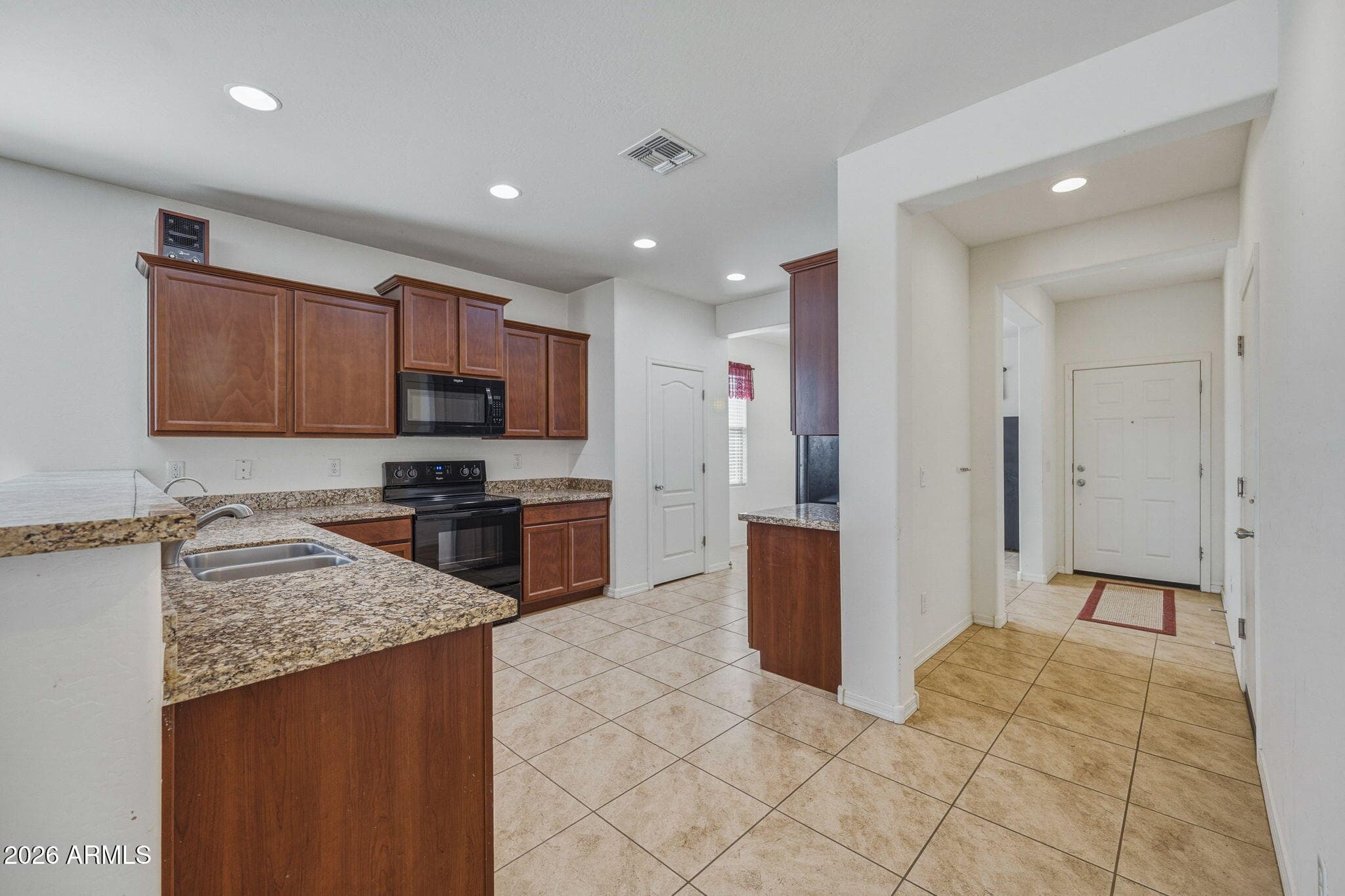 24645 W ATLANTA Avenue, Buckeye, AZ 85326 — photo 14 of 40
