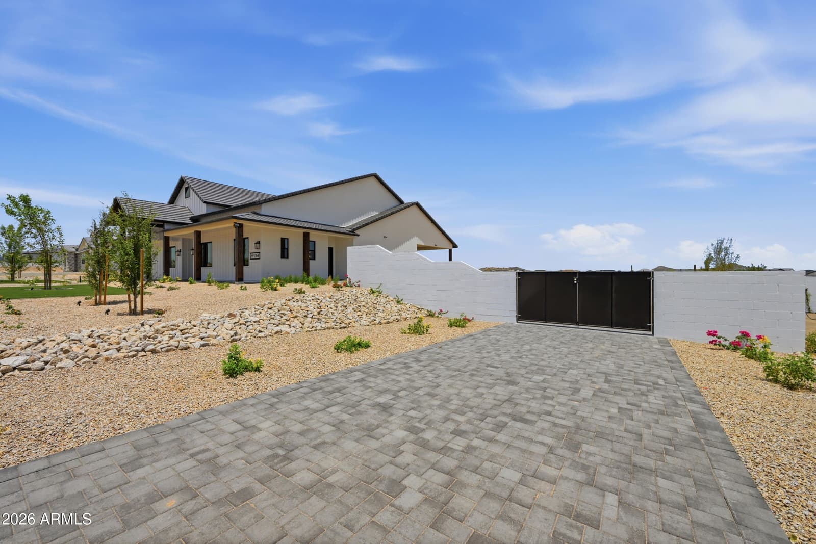 1764 W LUCKY Lane, San Tan Valley, AZ 85144 — photo 4 of 71