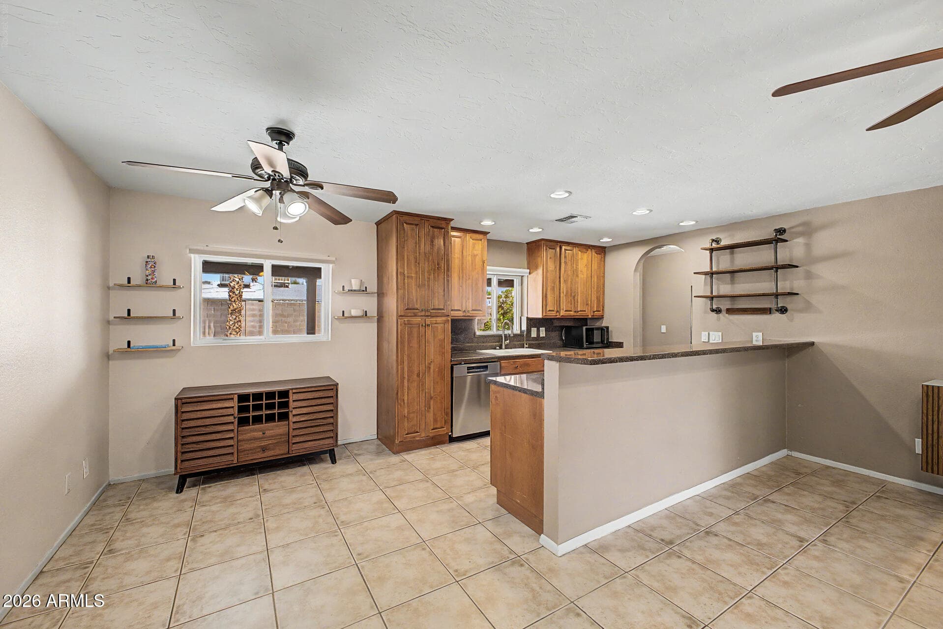 3047 S ROGERS, Mesa, AZ 85202 — photo 9 of 27