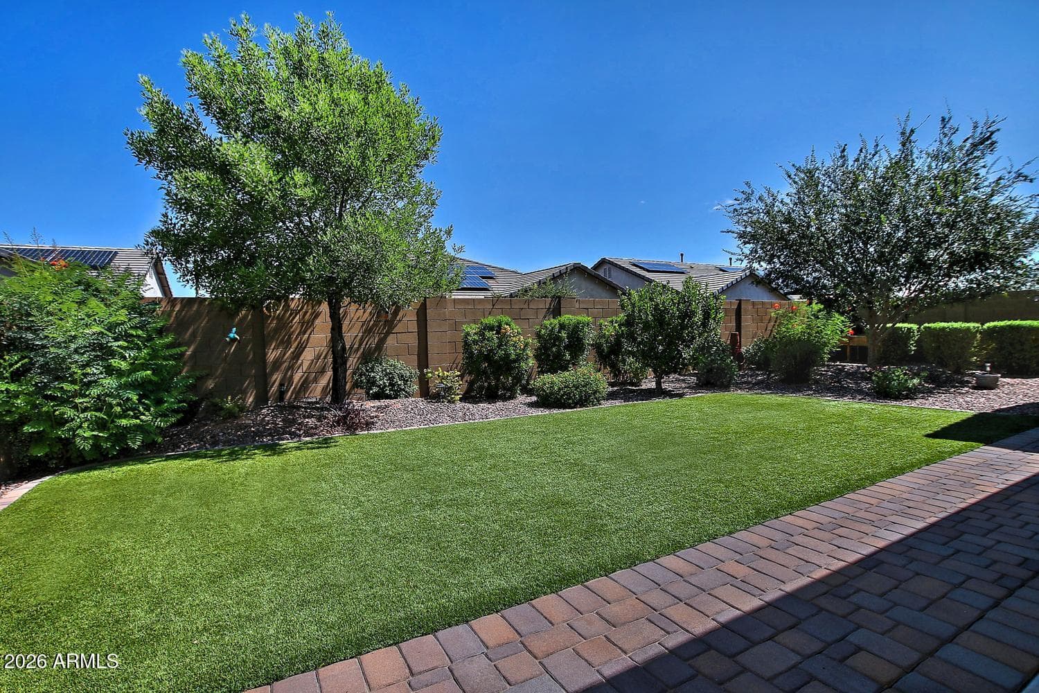 7026 W SPRINGFIELD Way, Florence, AZ 85132 — photo 4 of 61