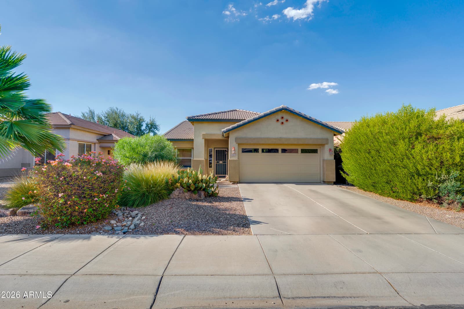 14332 W Mitchell Drive, Goodyear, AZ 85338 — photo 2 of 24