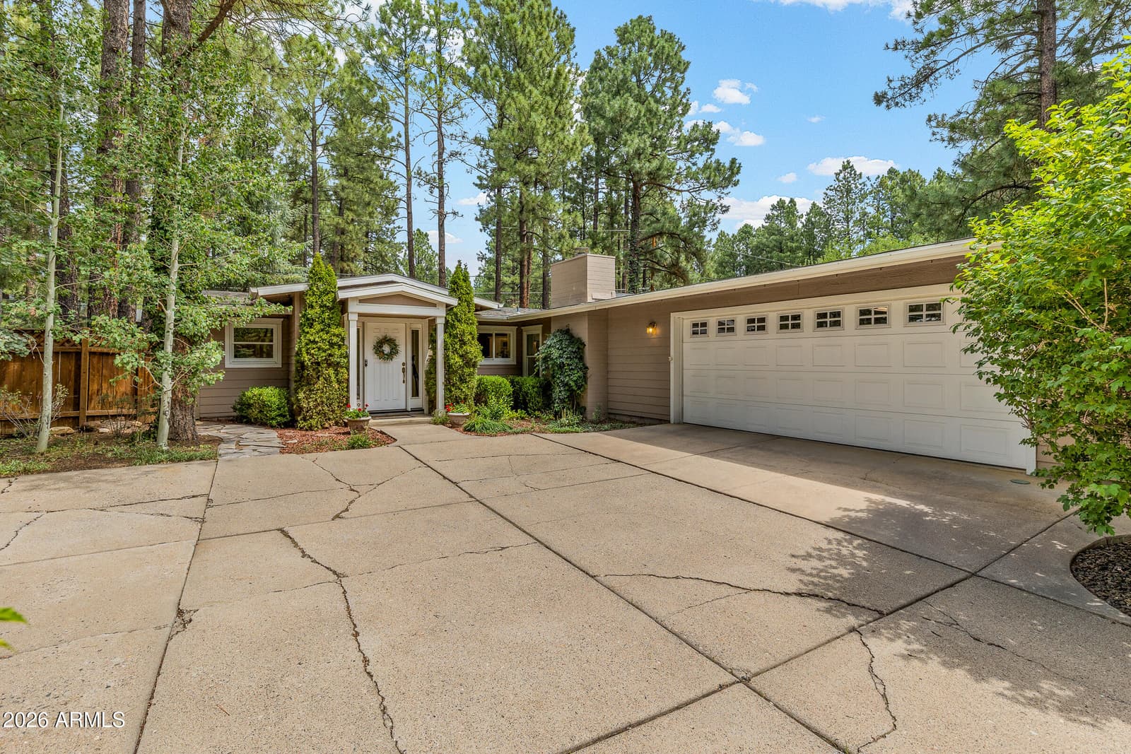 523 N JAMES Street, Flagstaff, AZ 86001 — photo 3 of 40