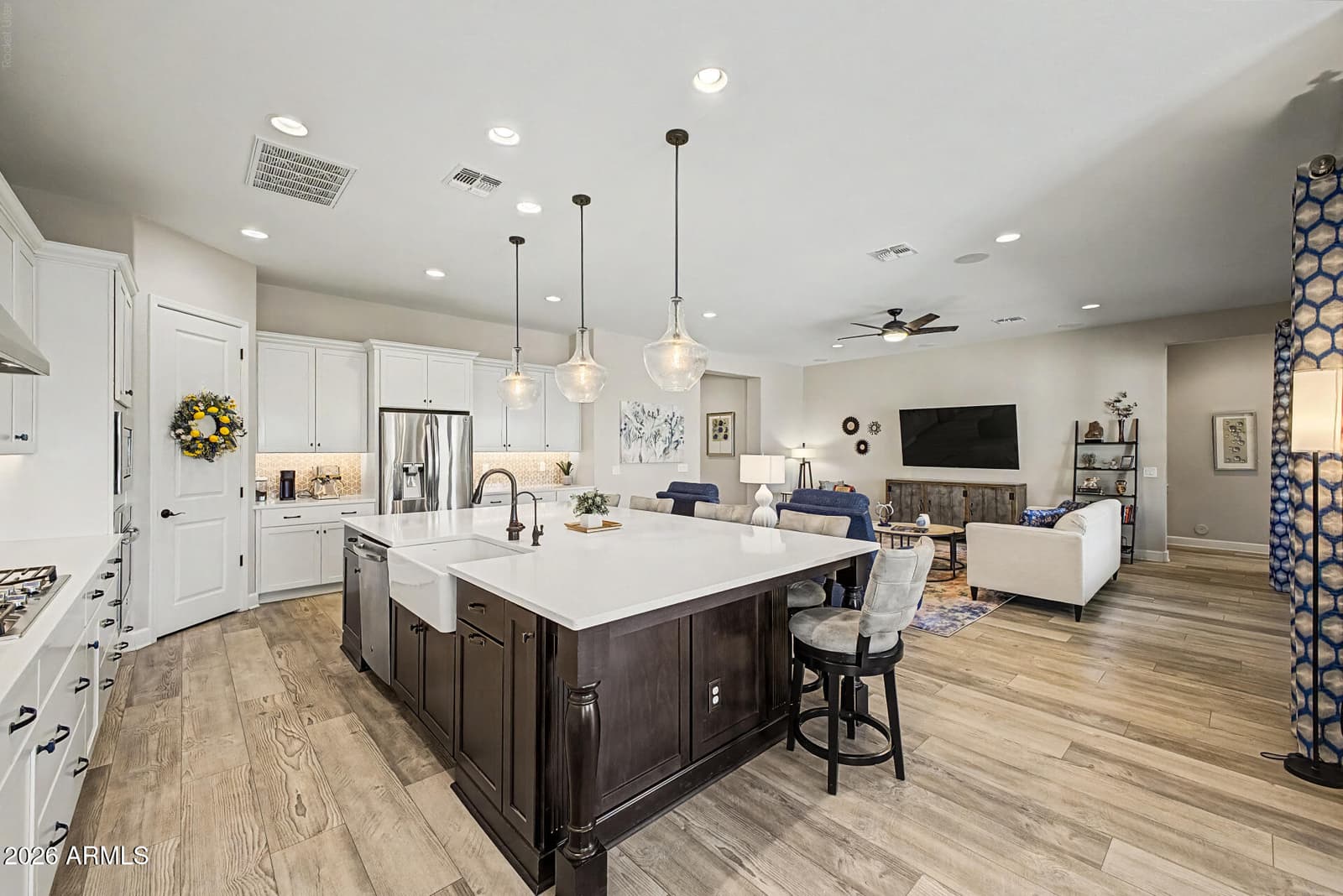 1132 E HOLLAND PARK Drive, Gilbert, AZ 85297 — photo 8 of 40