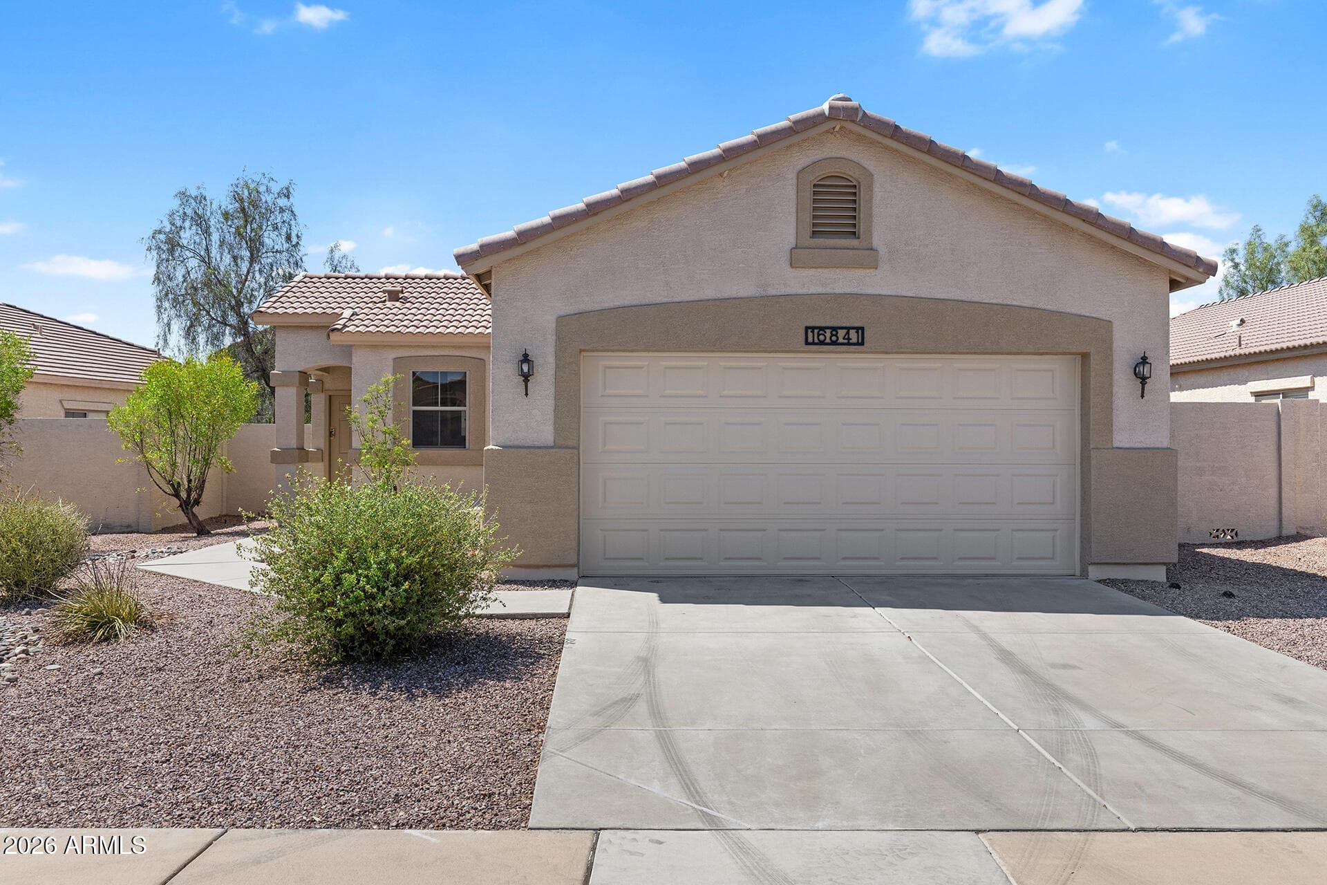 16841 W COTTONWOOD Street, Surprise, AZ 85388 — photo 2 of 37