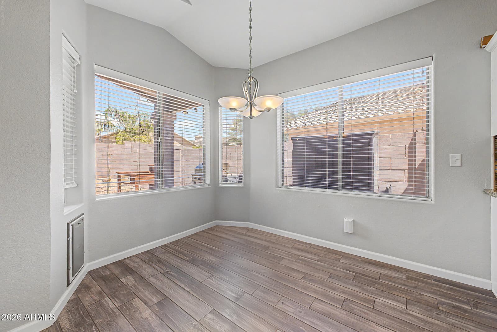2428 E Cielo Grande Avenue, Phoenix, AZ 85024 — photo 12 of 37
