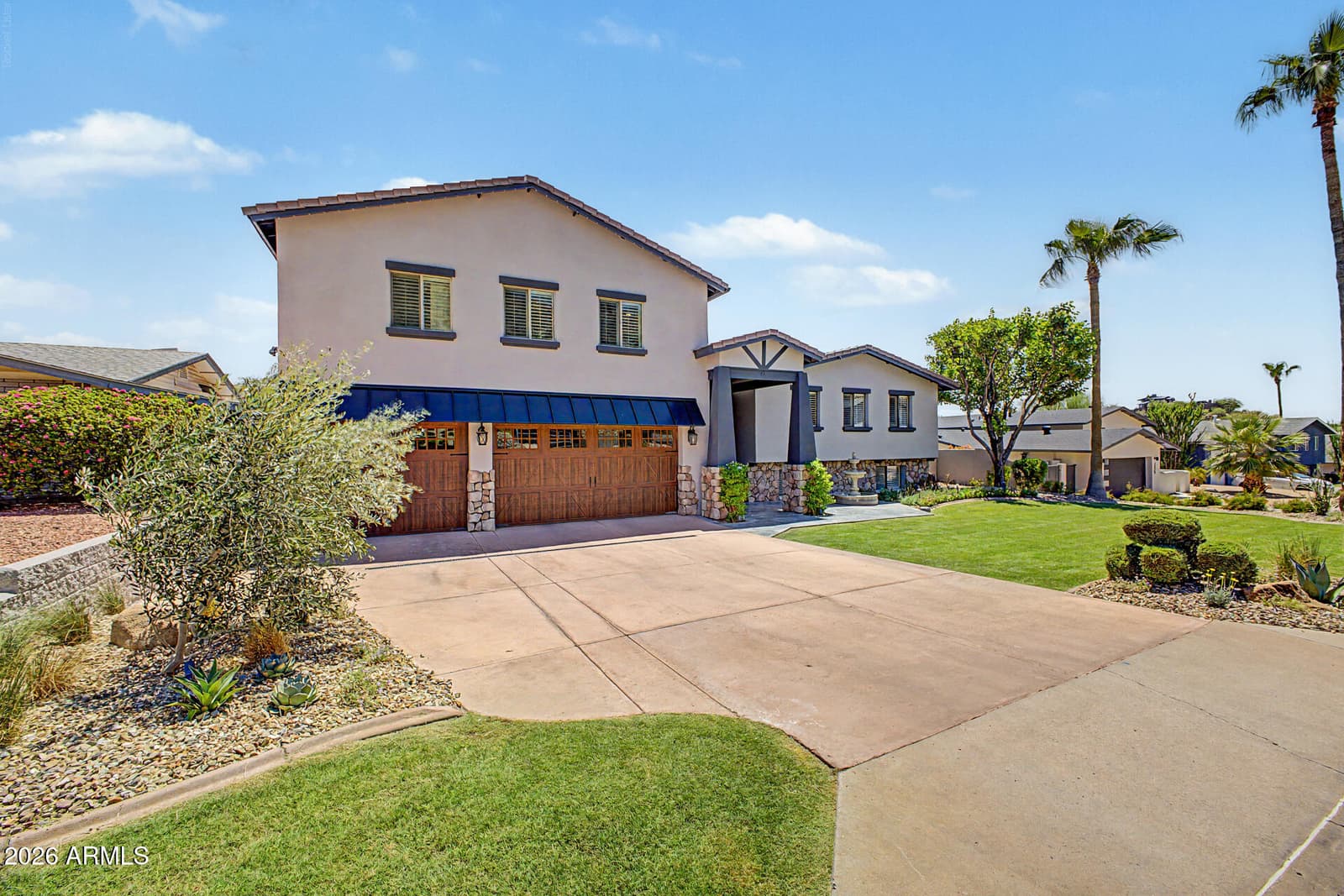 2229 E BELMONT Avenue, Phoenix, AZ 85020 — photo 6 of 45