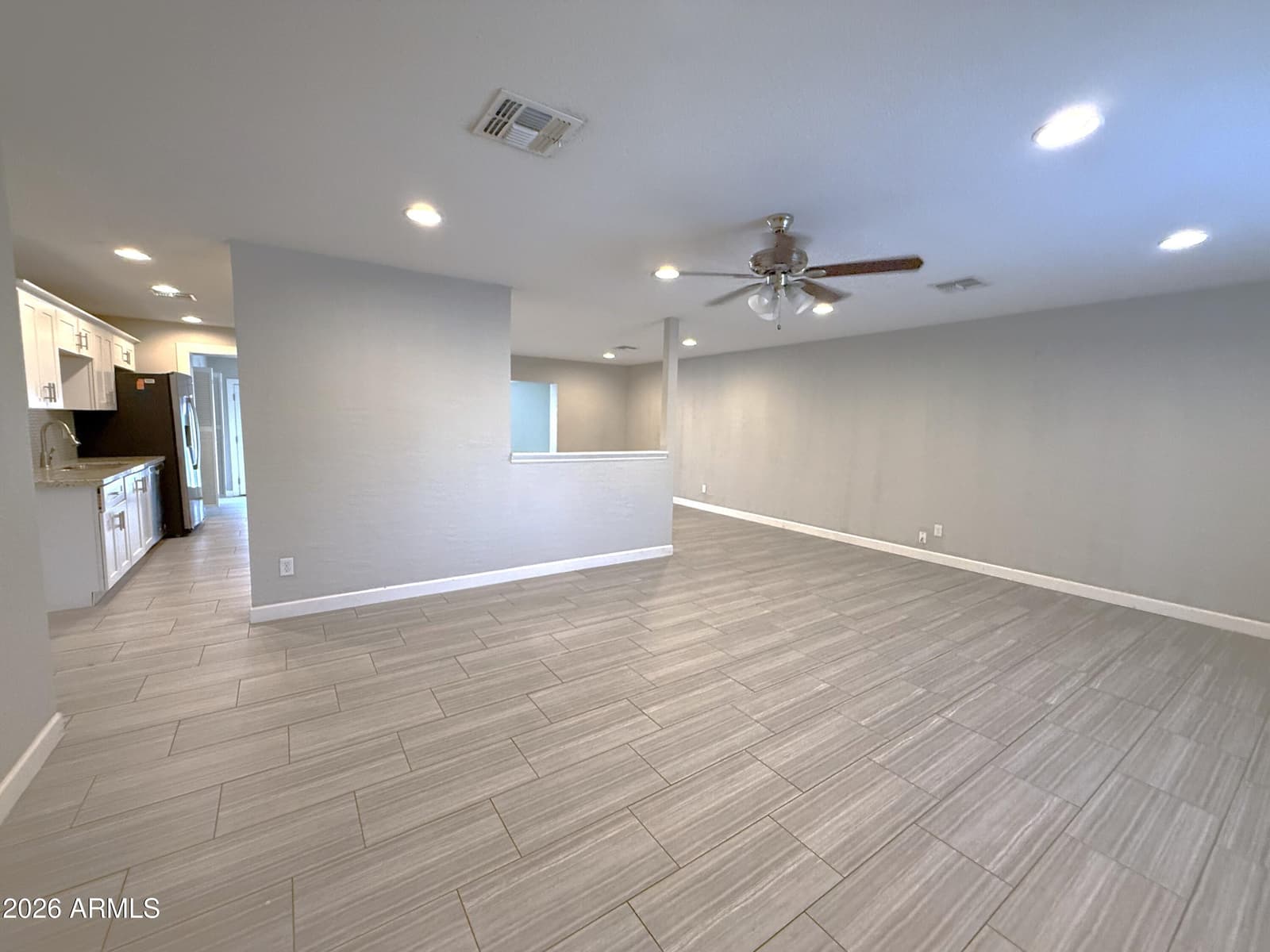 224 E MINTON Drive, Tempe, AZ 85282 — photo 2 of 15