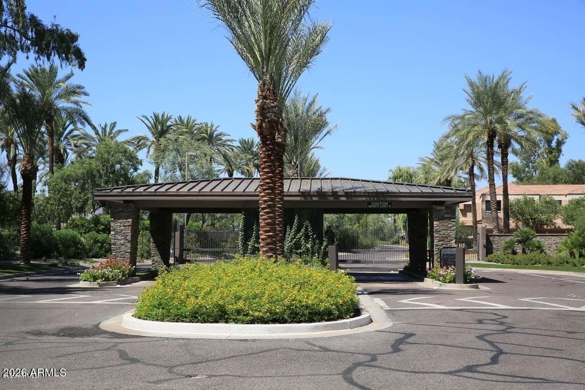 7710 E Gainey Ranch Road 101, Scottsdale, AZ 85258 — photo 34 of 43