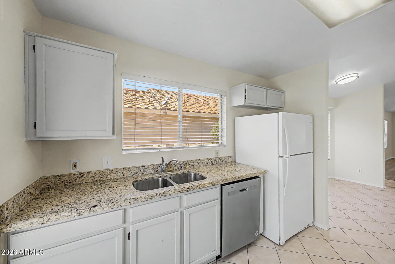 1006 W REDONDO Drive, Gilbert, AZ 85233 — photo 12 of 34