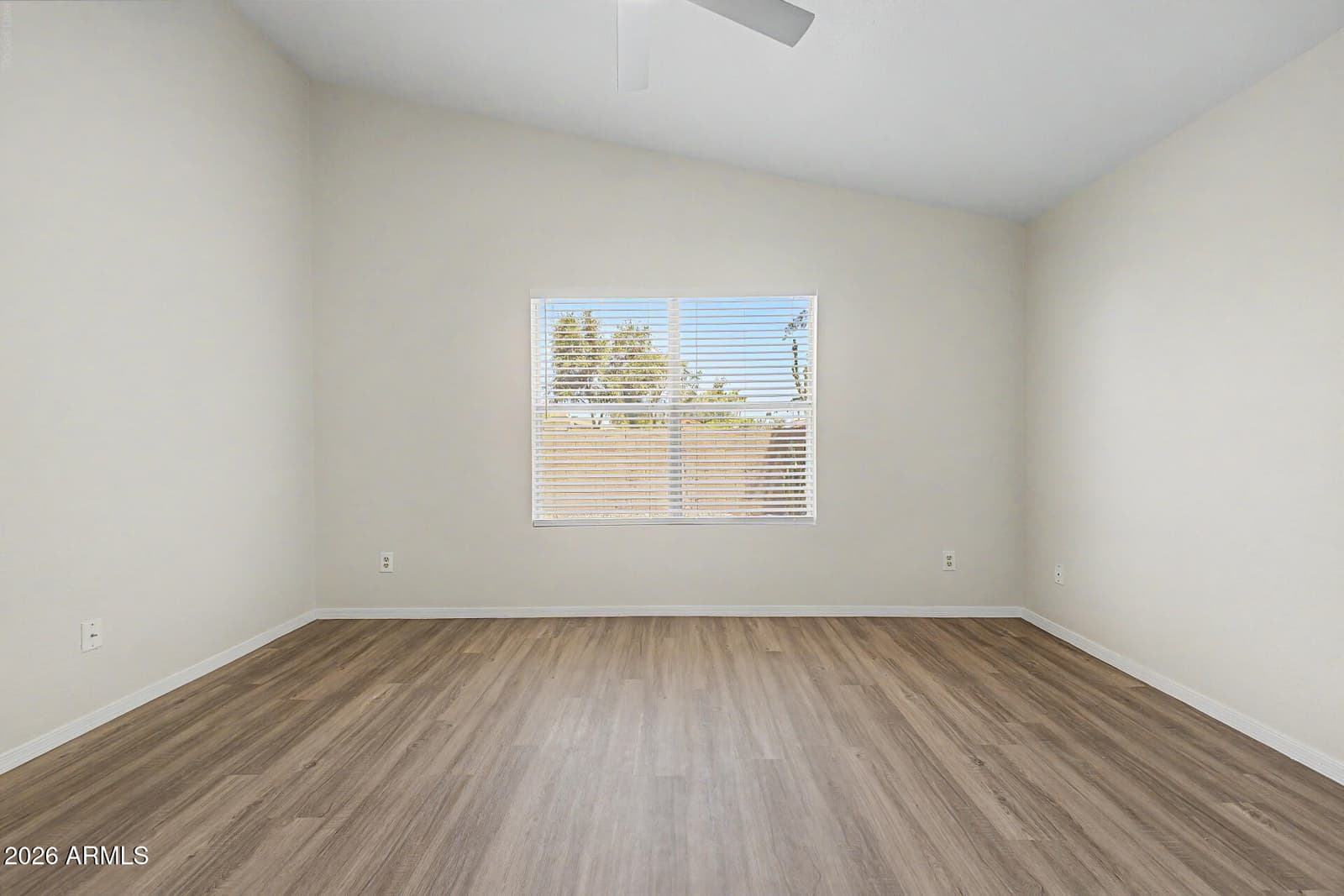 1006 W REDONDO Drive, Gilbert, AZ 85233 — photo 17 of 34