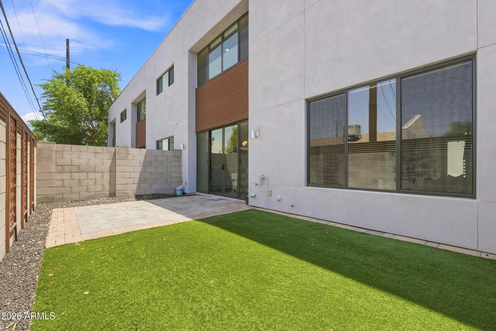 2740 E ROMA Avenue, Phoenix, AZ 85016 — photo 16 of 17