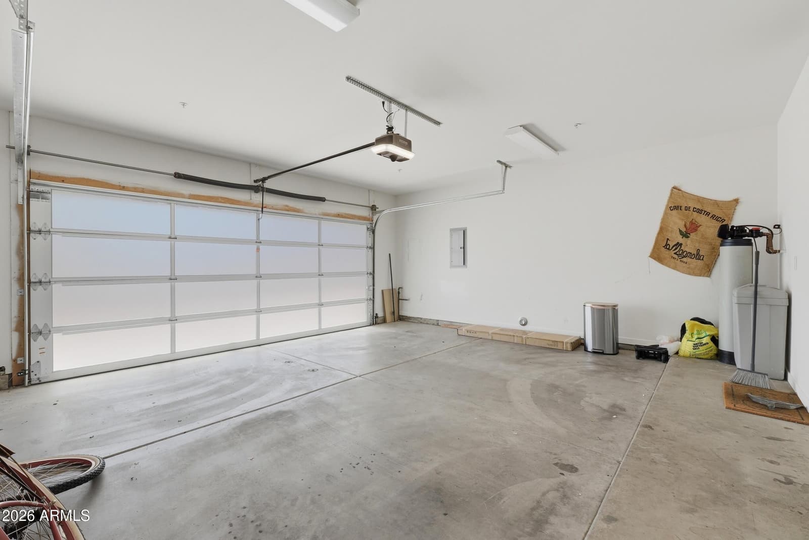 2740 E ROMA Avenue, Phoenix, AZ 85016 — photo 12 of 17