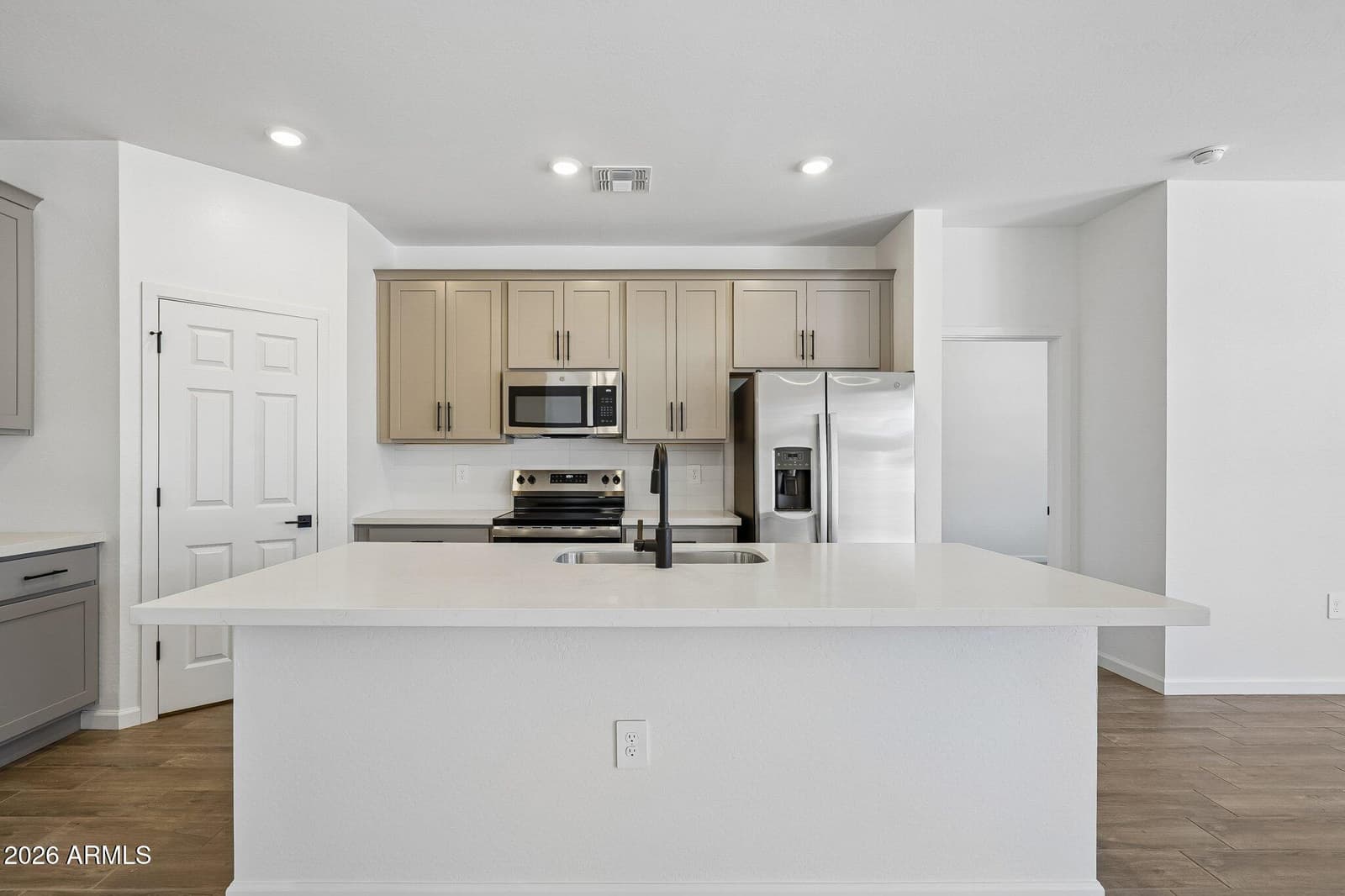 46916 W RESEDA Lane, Maricopa, AZ 85139 — photo 6 of 28