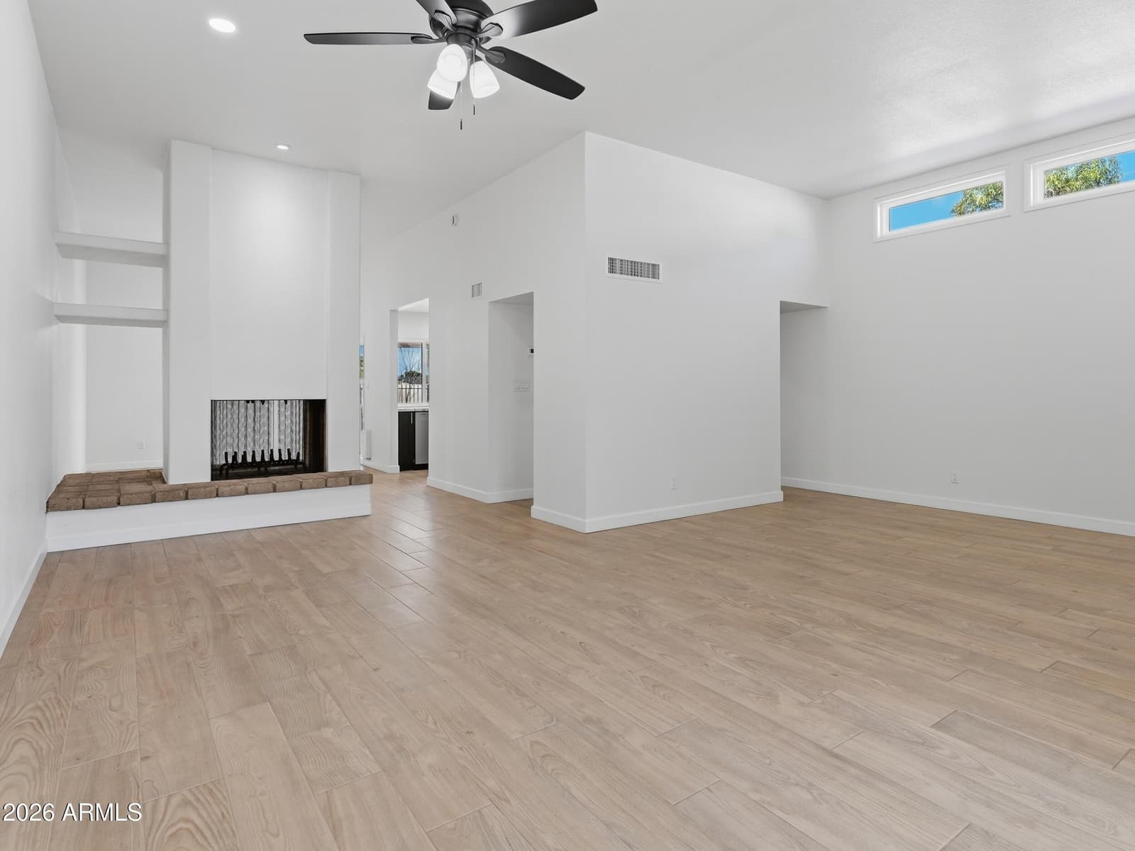 326 E HUNTINGTON Drive, Tempe, AZ 85282 — photo 8 of 25